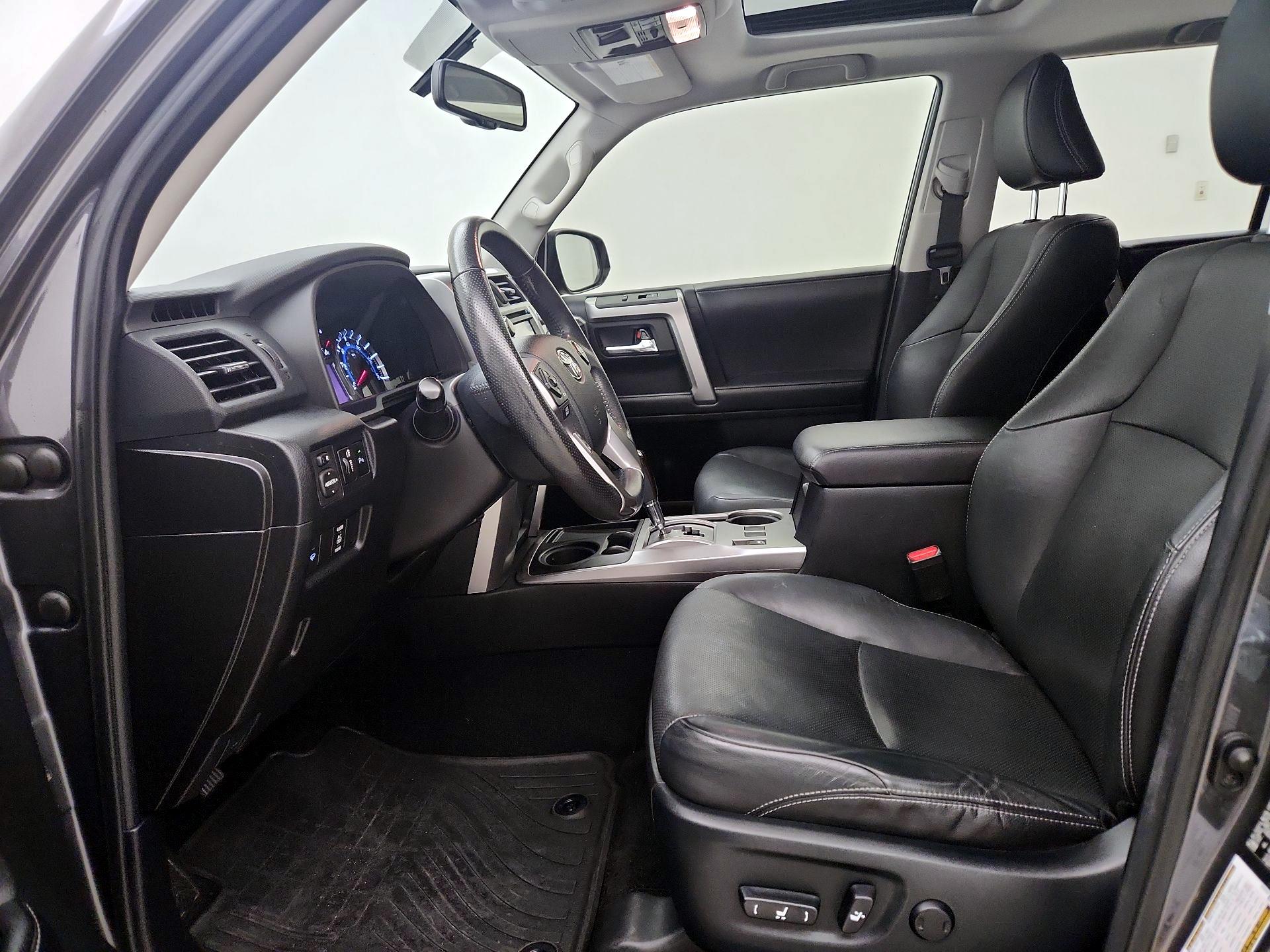 Thumbnail: 2016 Toyota 4Runner - 11