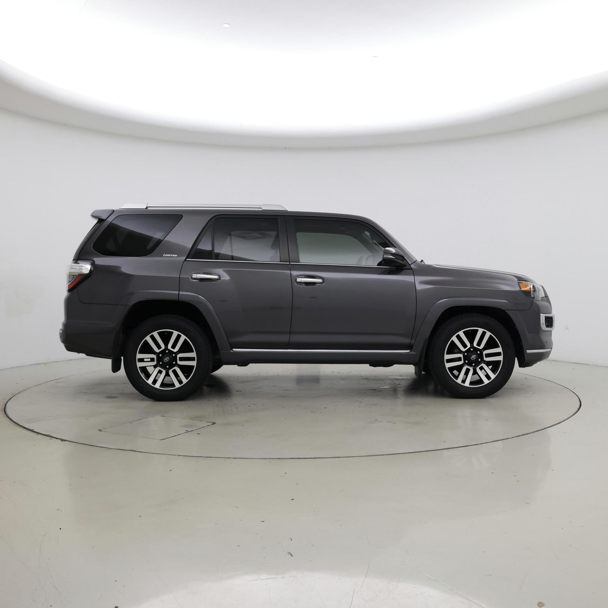 Thumbnail: 2016 Toyota 4Runner - 7