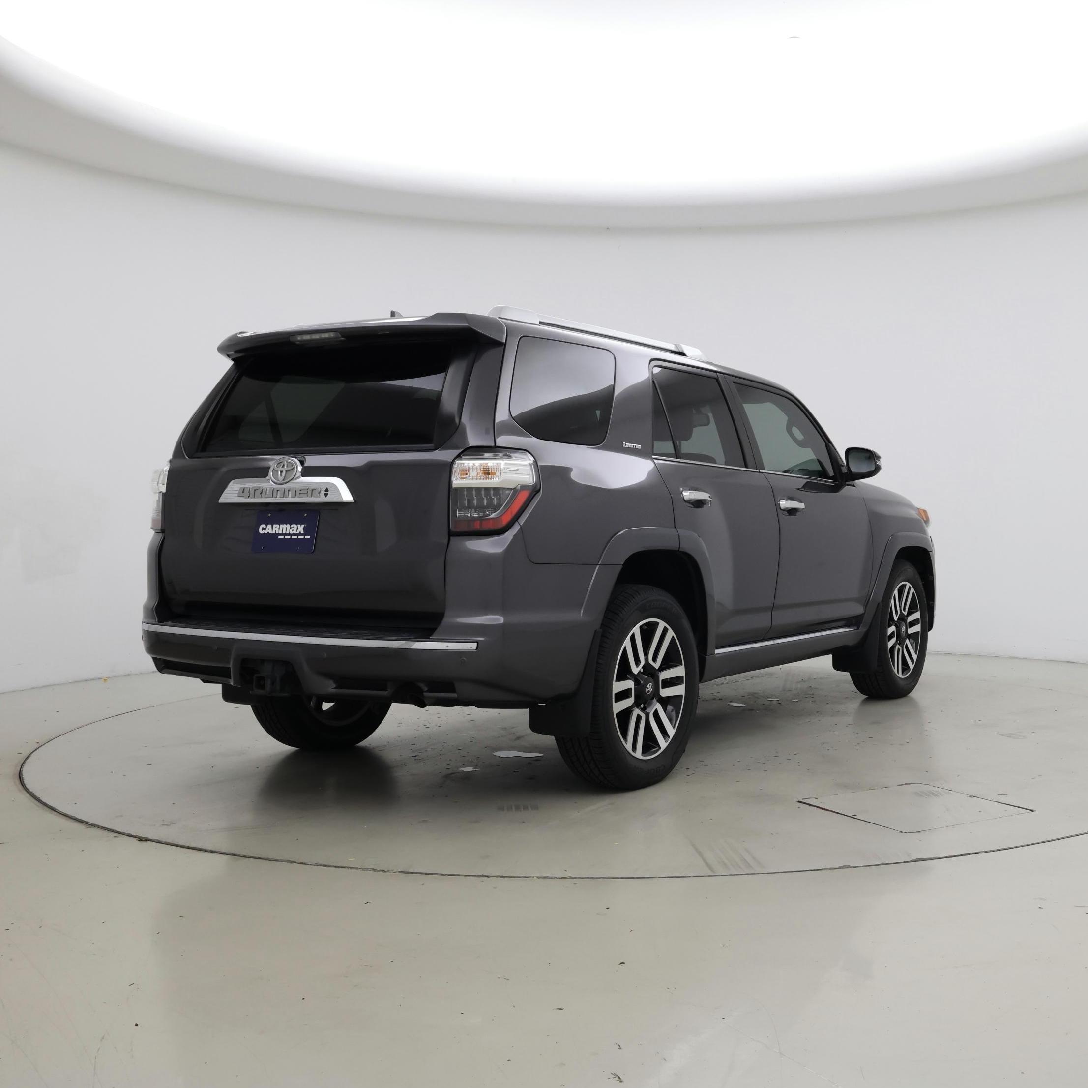Thumbnail: 2016 Toyota 4Runner - 8