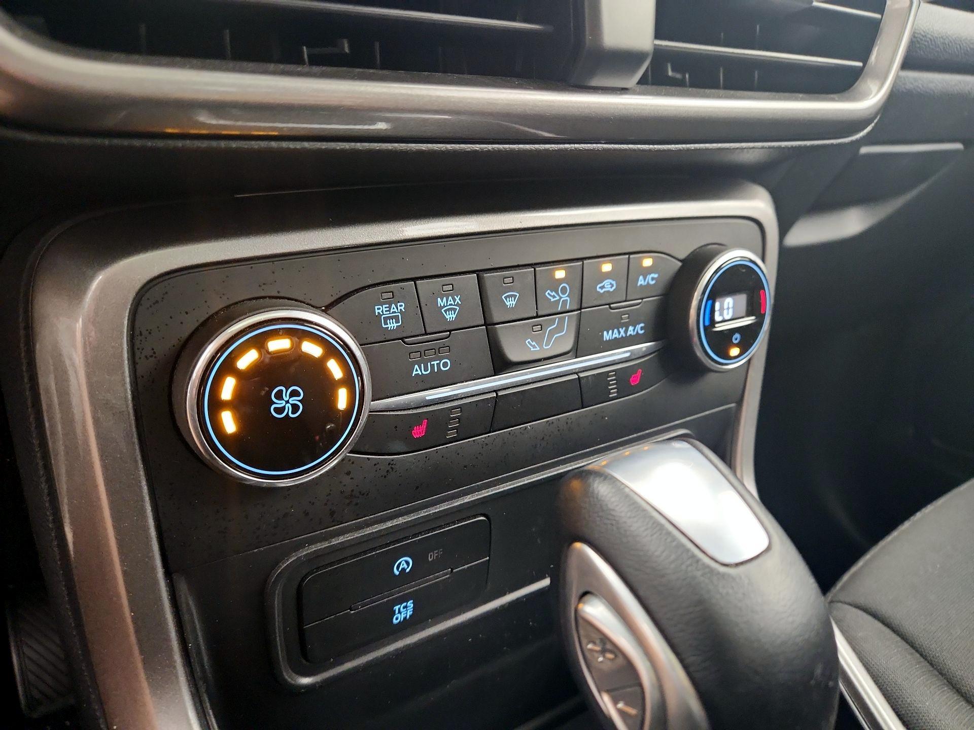 Thumbnail: 2019 Ford EcoSport - 17