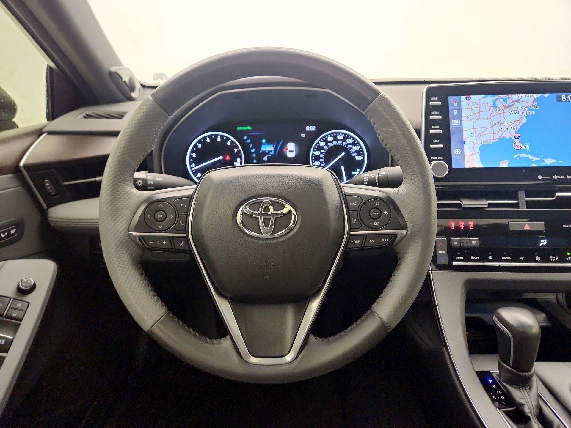 Thumbnail: 2020 Toyota Avalon - 10