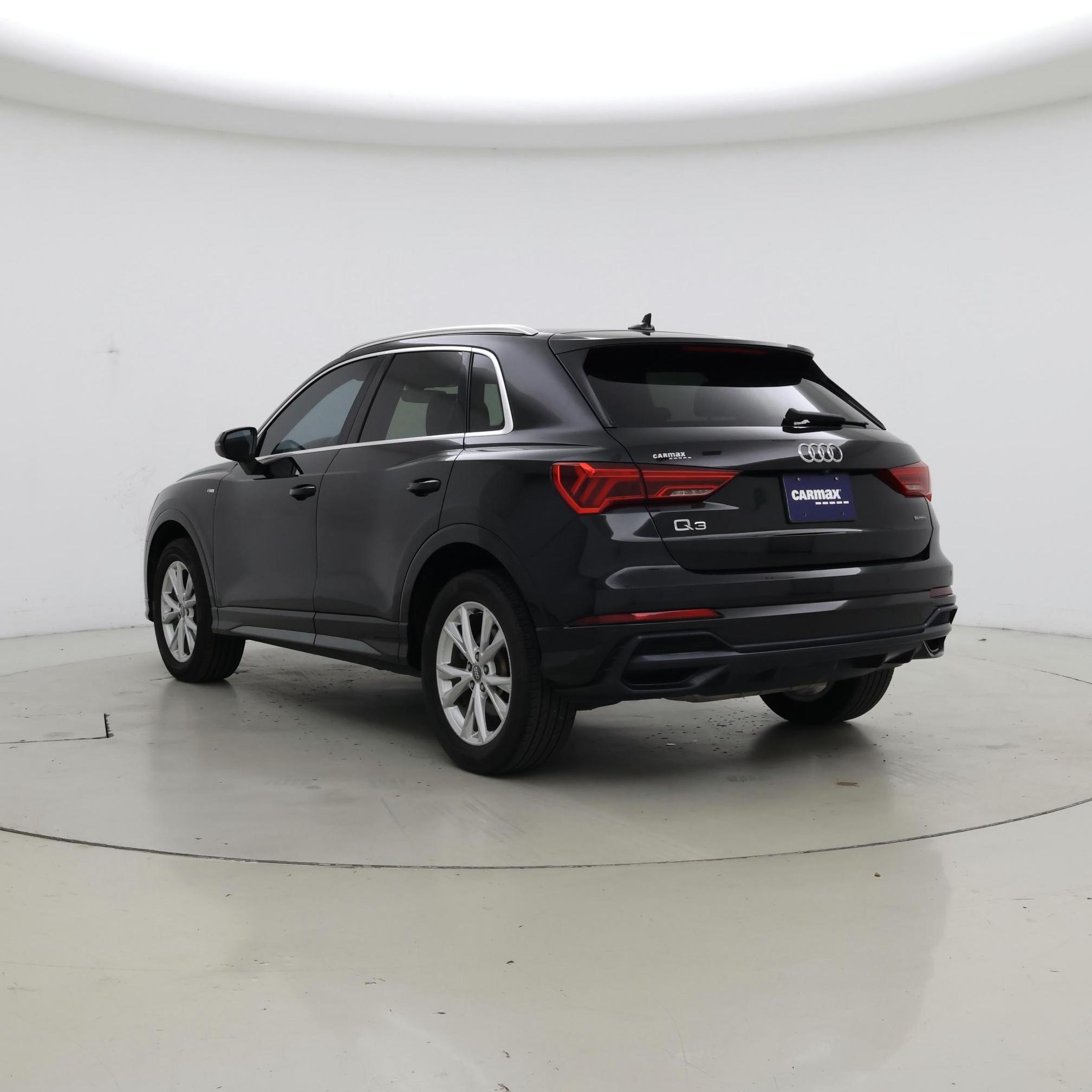 Thumbnail: 2021 Audi Q3 - 2