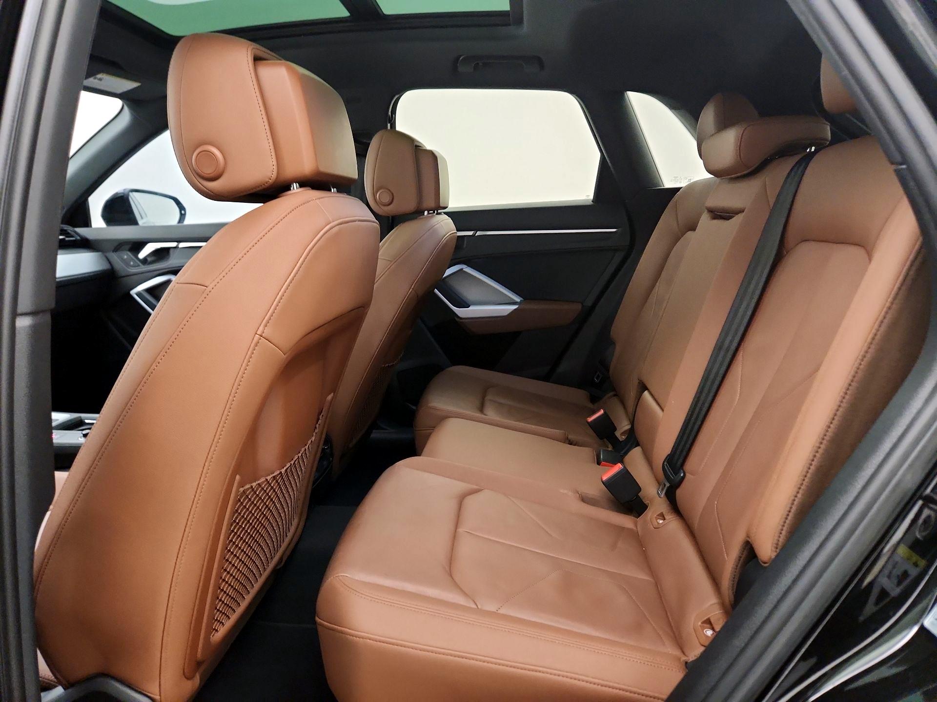 Thumbnail: 2021 Audi Q3 - 20