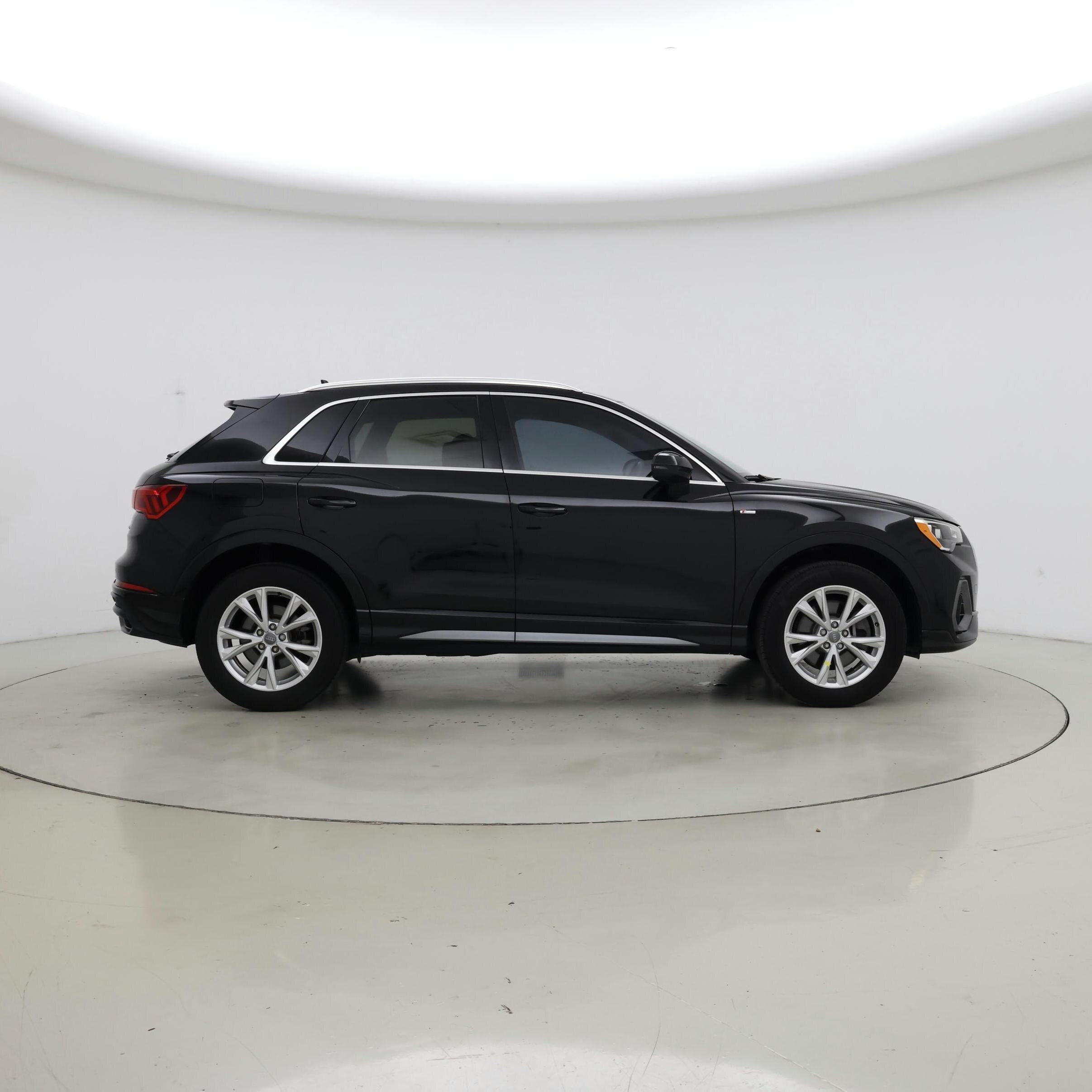 Thumbnail: 2021 Audi Q3 - 7