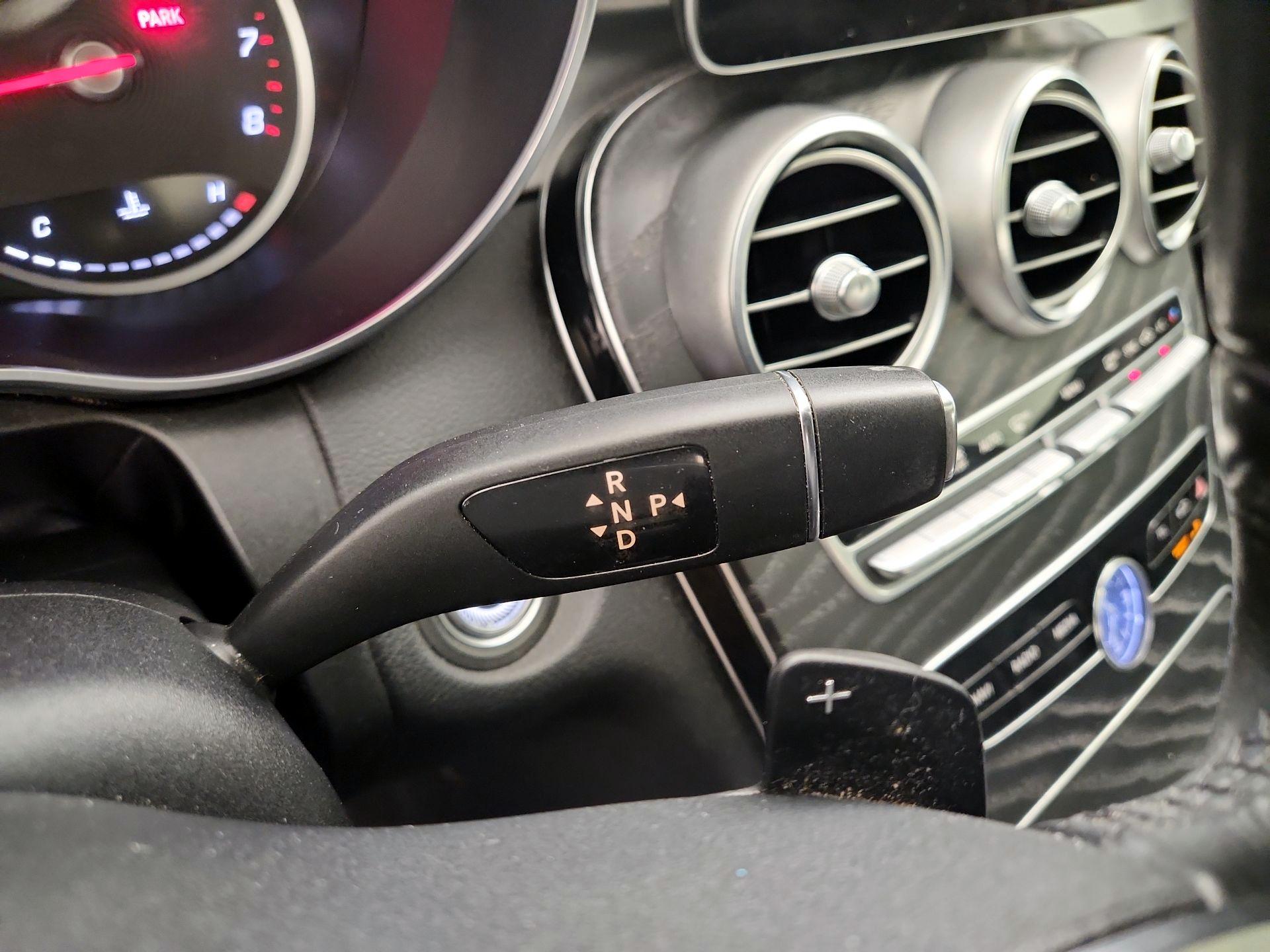 Thumbnail: 2019 Mercedes-Benz C-Class - 17