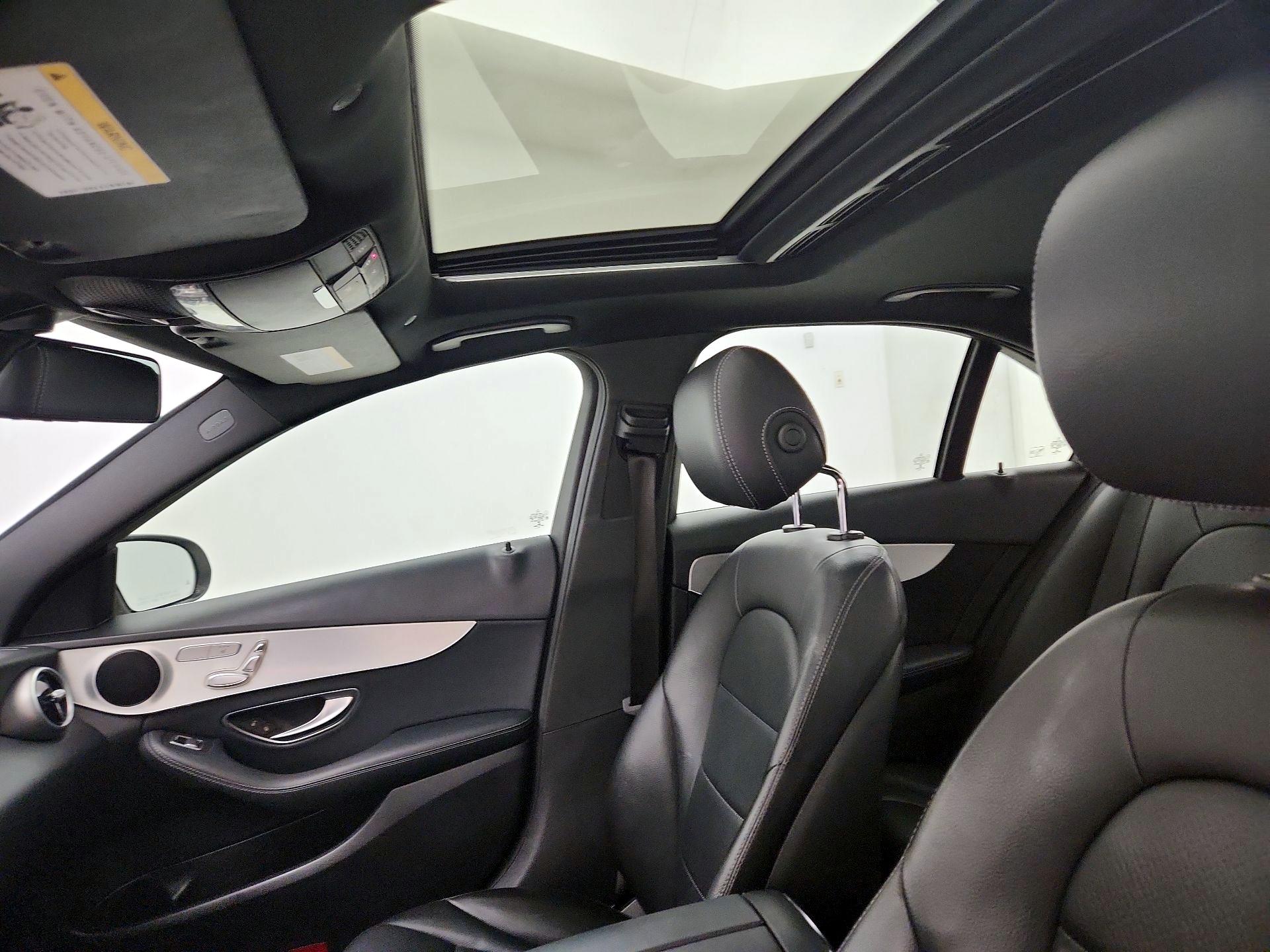 Thumbnail: 2019 Mercedes-Benz C-Class - 19