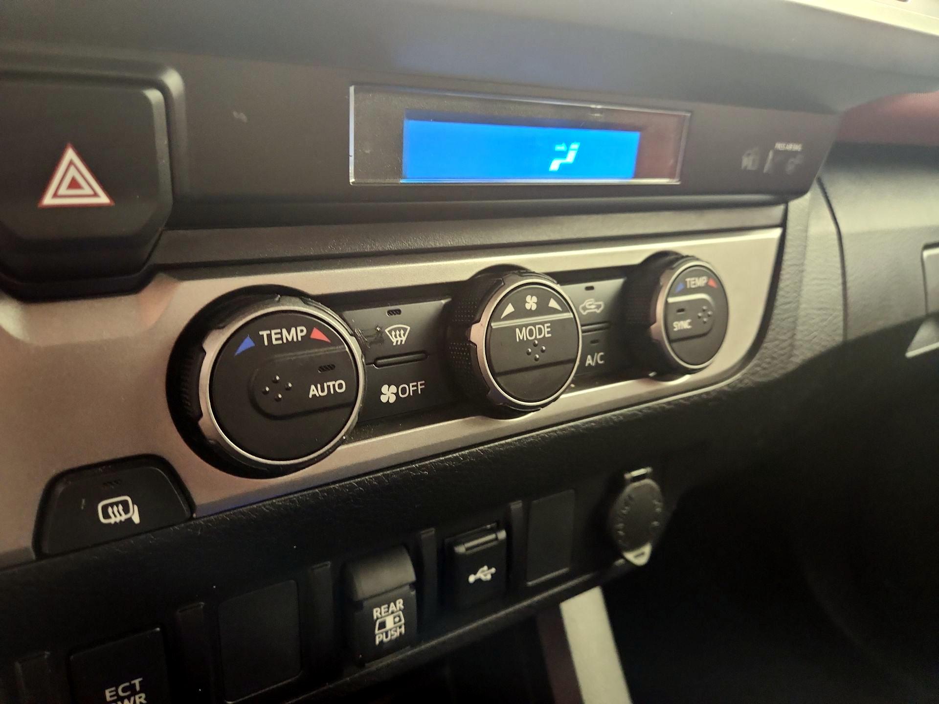 Thumbnail: 2023 Toyota Tacoma - 16