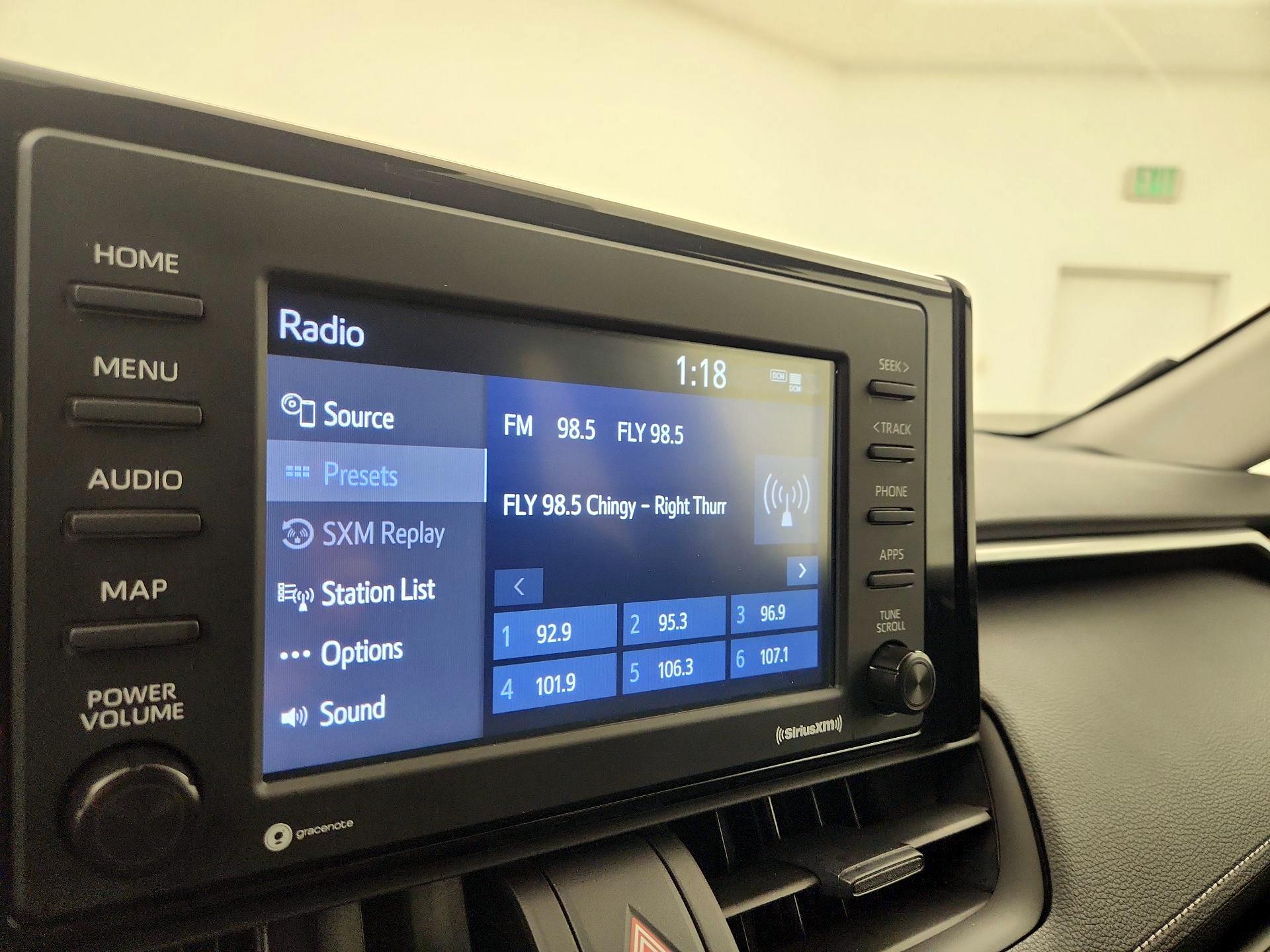 Thumbnail: 2022 Toyota RAV4 - 15