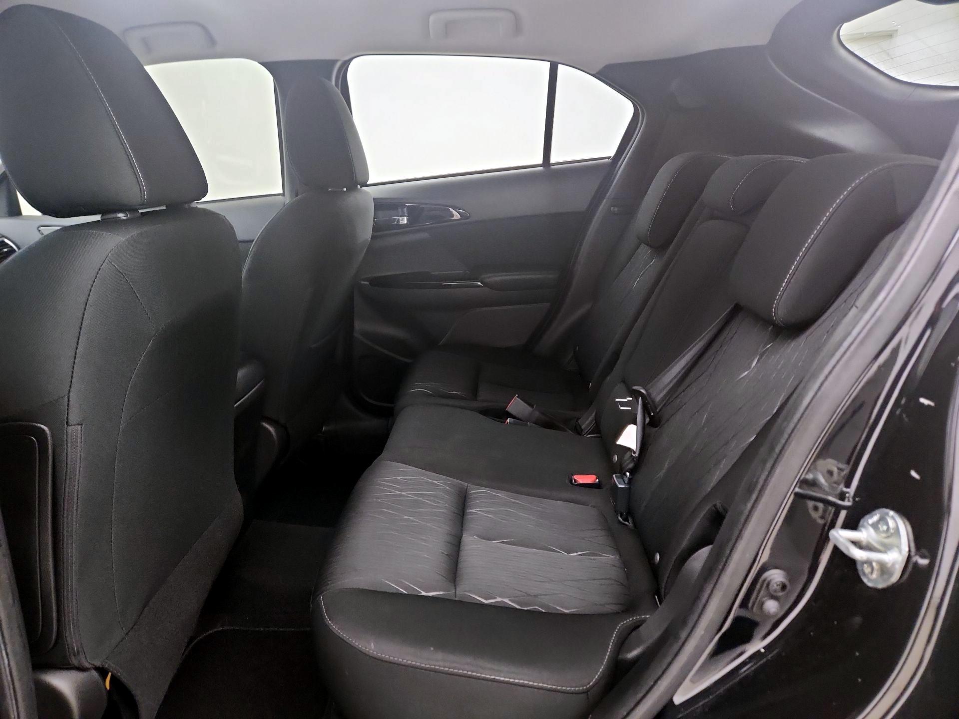 Thumbnail: 2019 Mitsubishi Eclipse Cross - 19