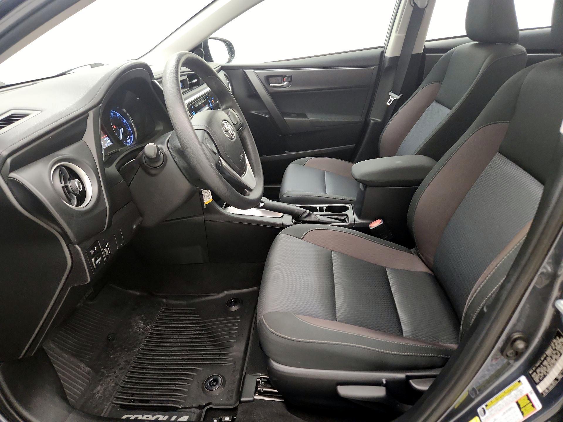 Thumbnail: 2018 Toyota Corolla - 11