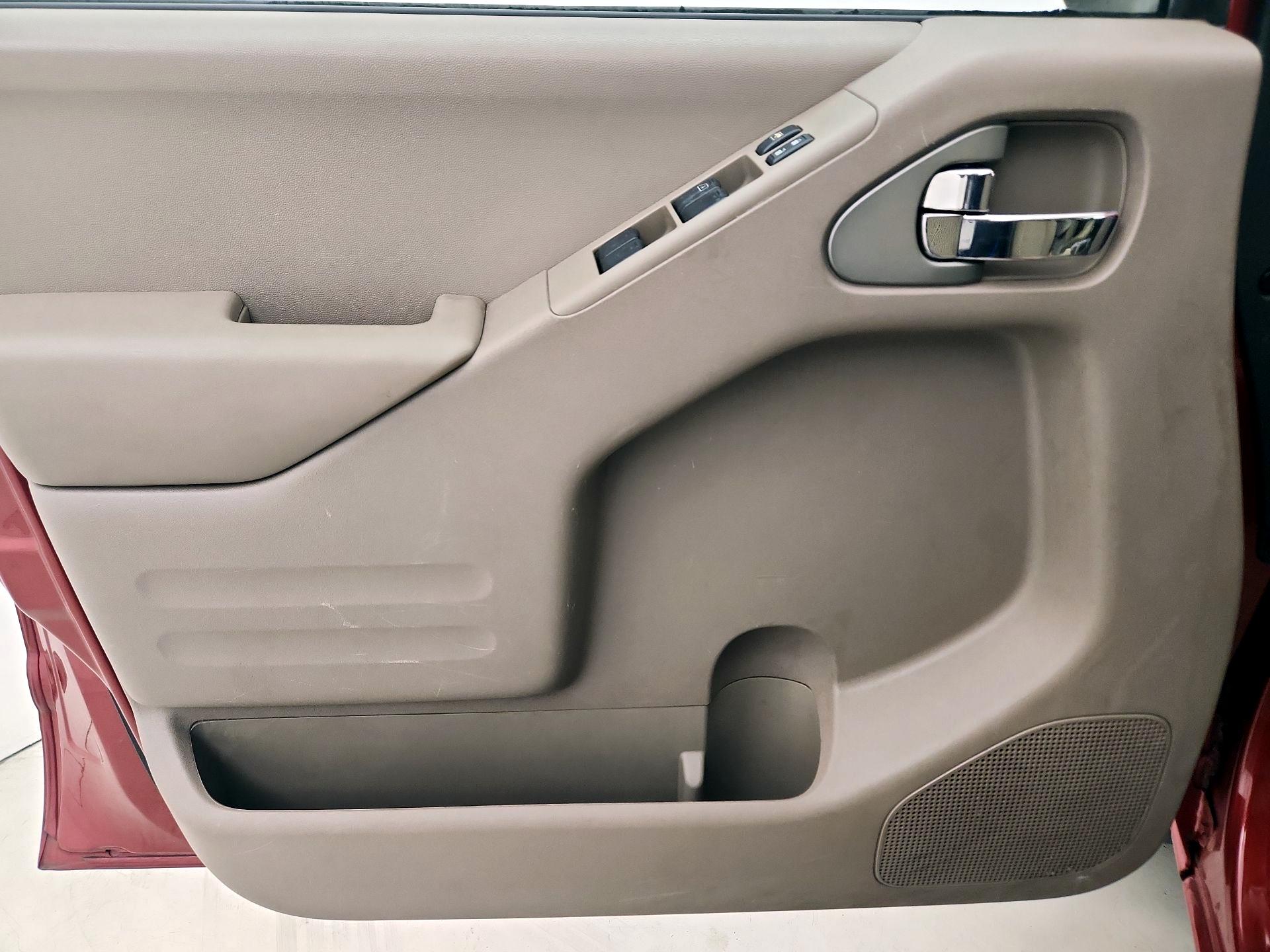 Thumbnail: 2019 Nissan Frontier - 12