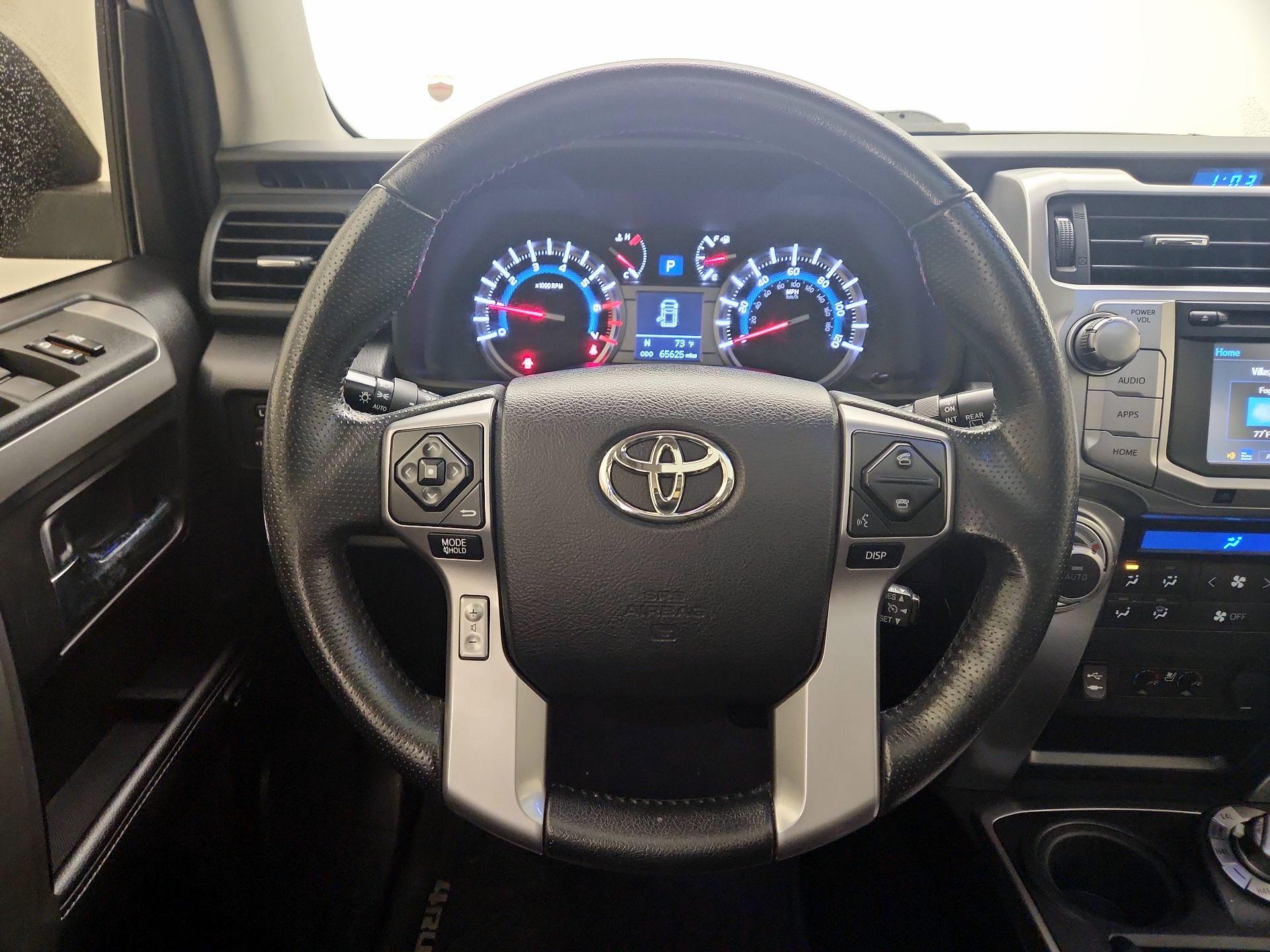 Thumbnail: 2014 Toyota 4Runner - 10