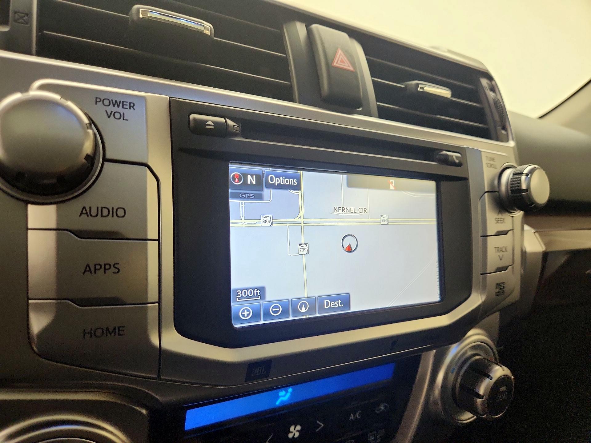 Thumbnail: 2014 Toyota 4Runner - 14
