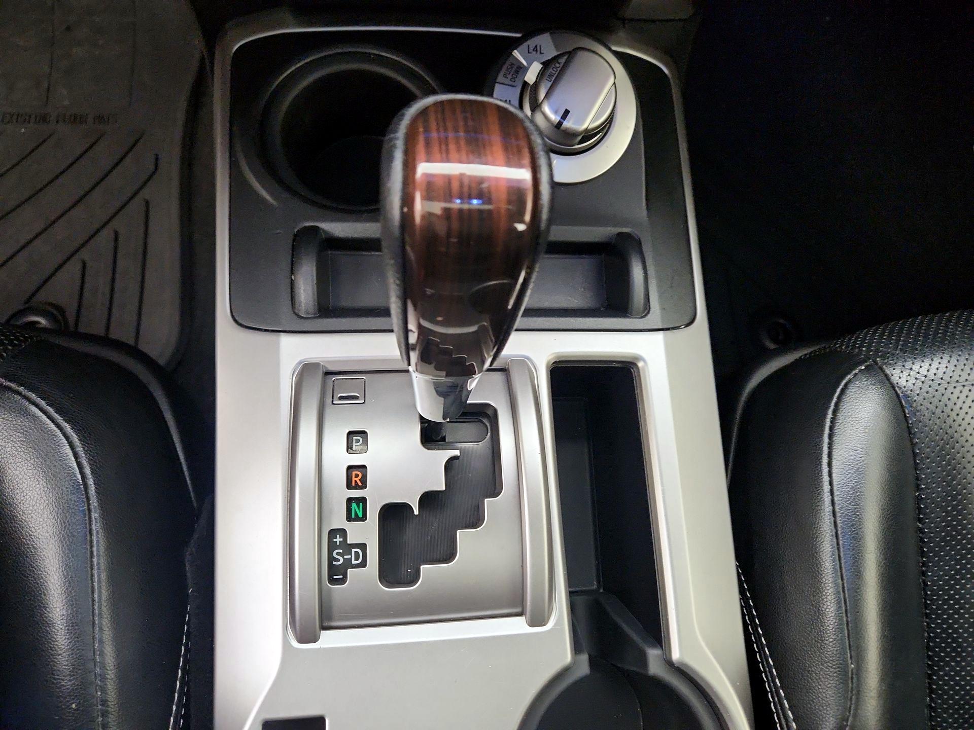 Thumbnail: 2014 Toyota 4Runner - 18