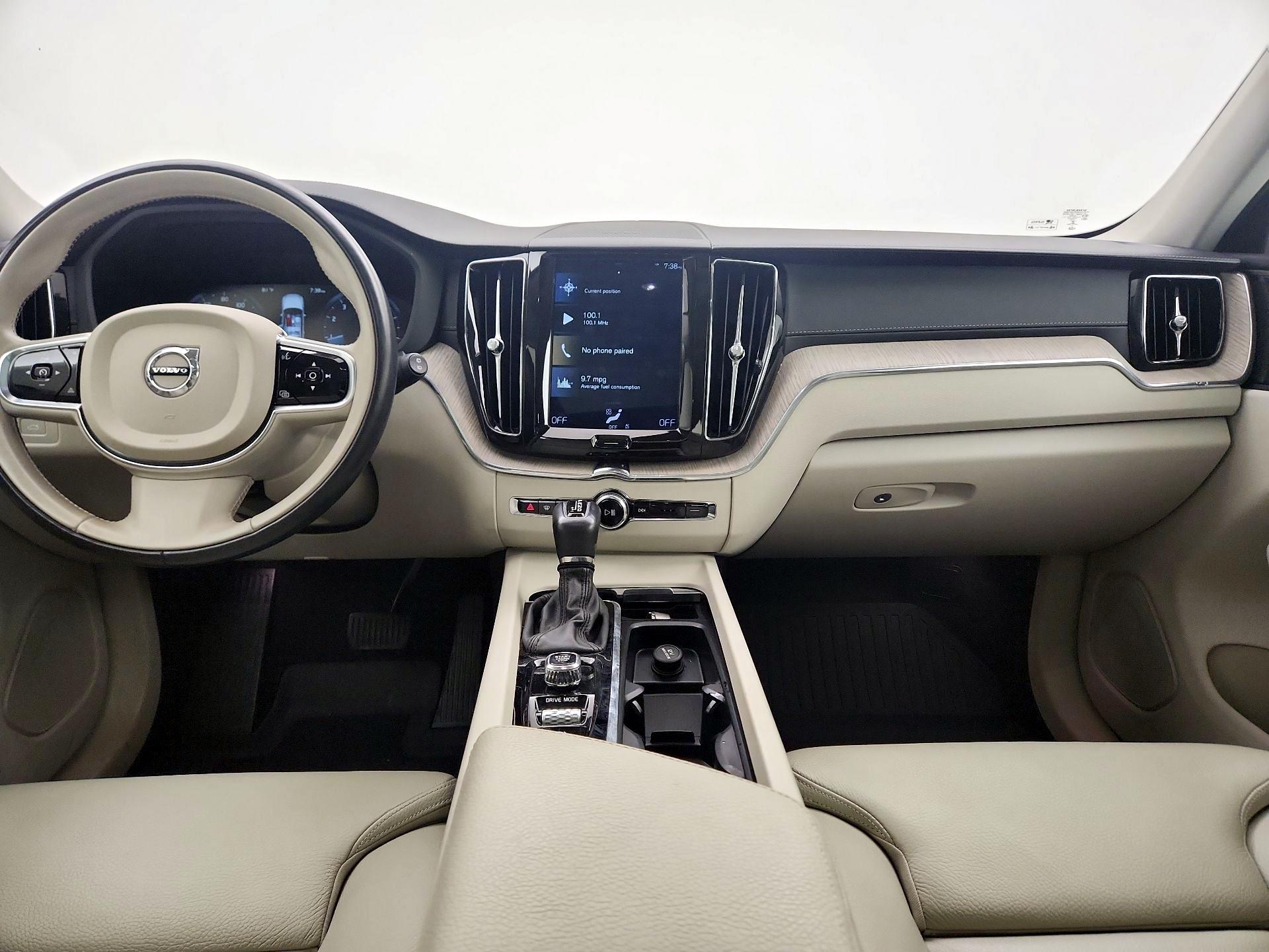 Thumbnail: 2019 Volvo XC60 - 9