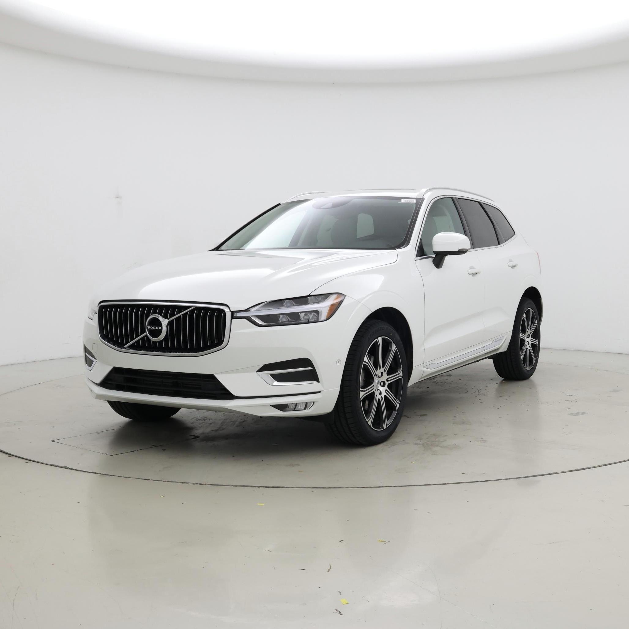 Thumbnail: 2019 Volvo XC60 - 4