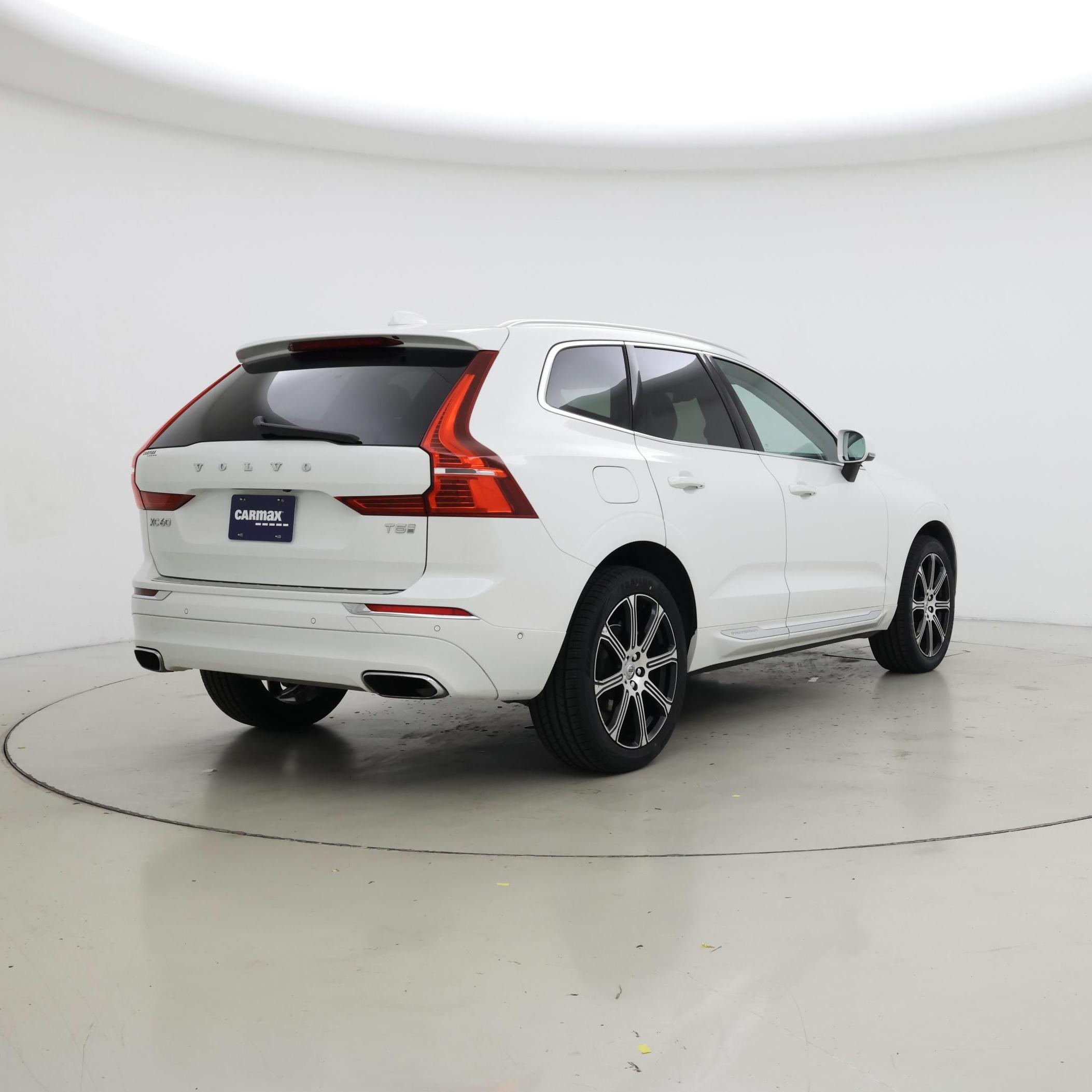 Thumbnail: 2019 Volvo XC60 - 8