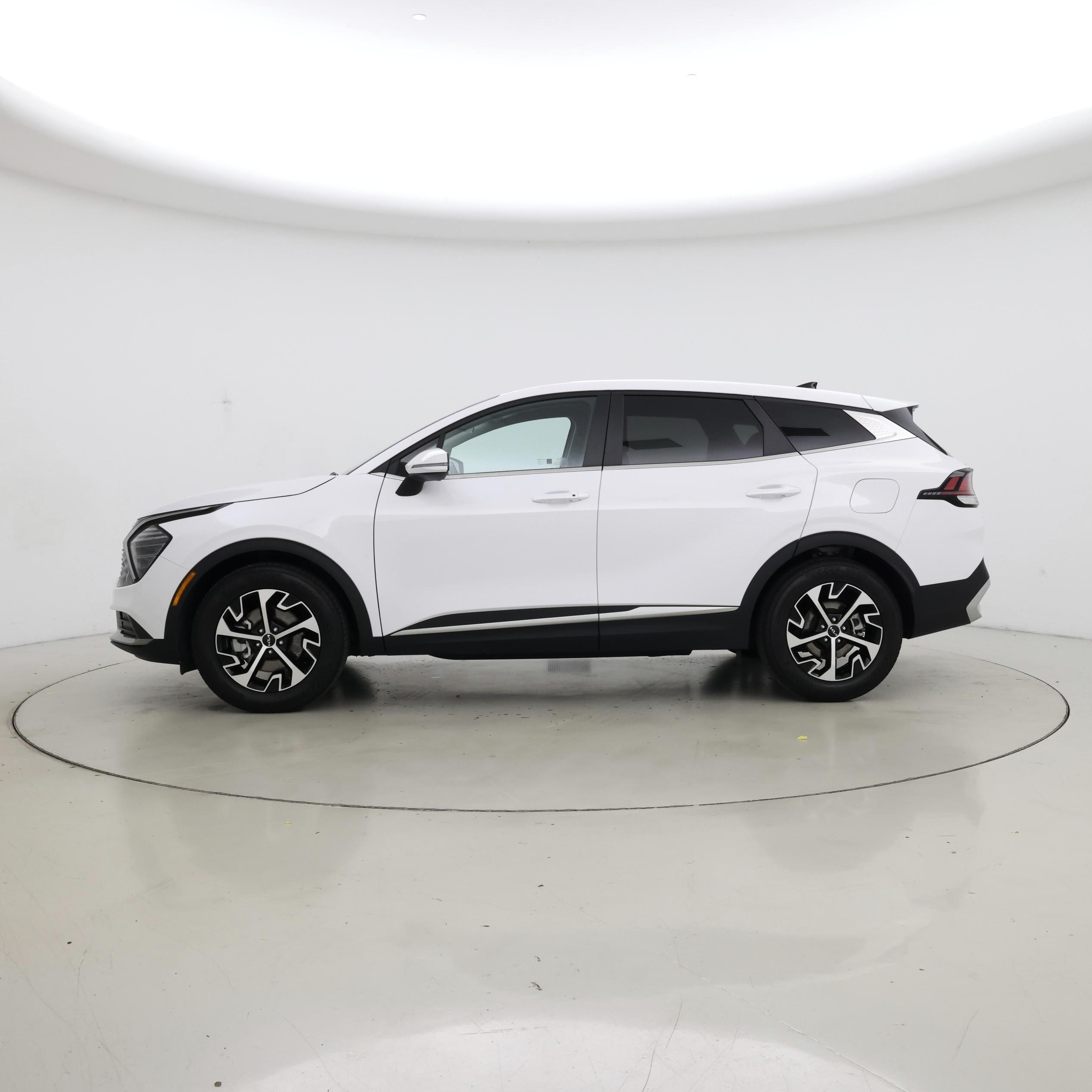 Thumbnail: 2025 Kia Sportage - 3