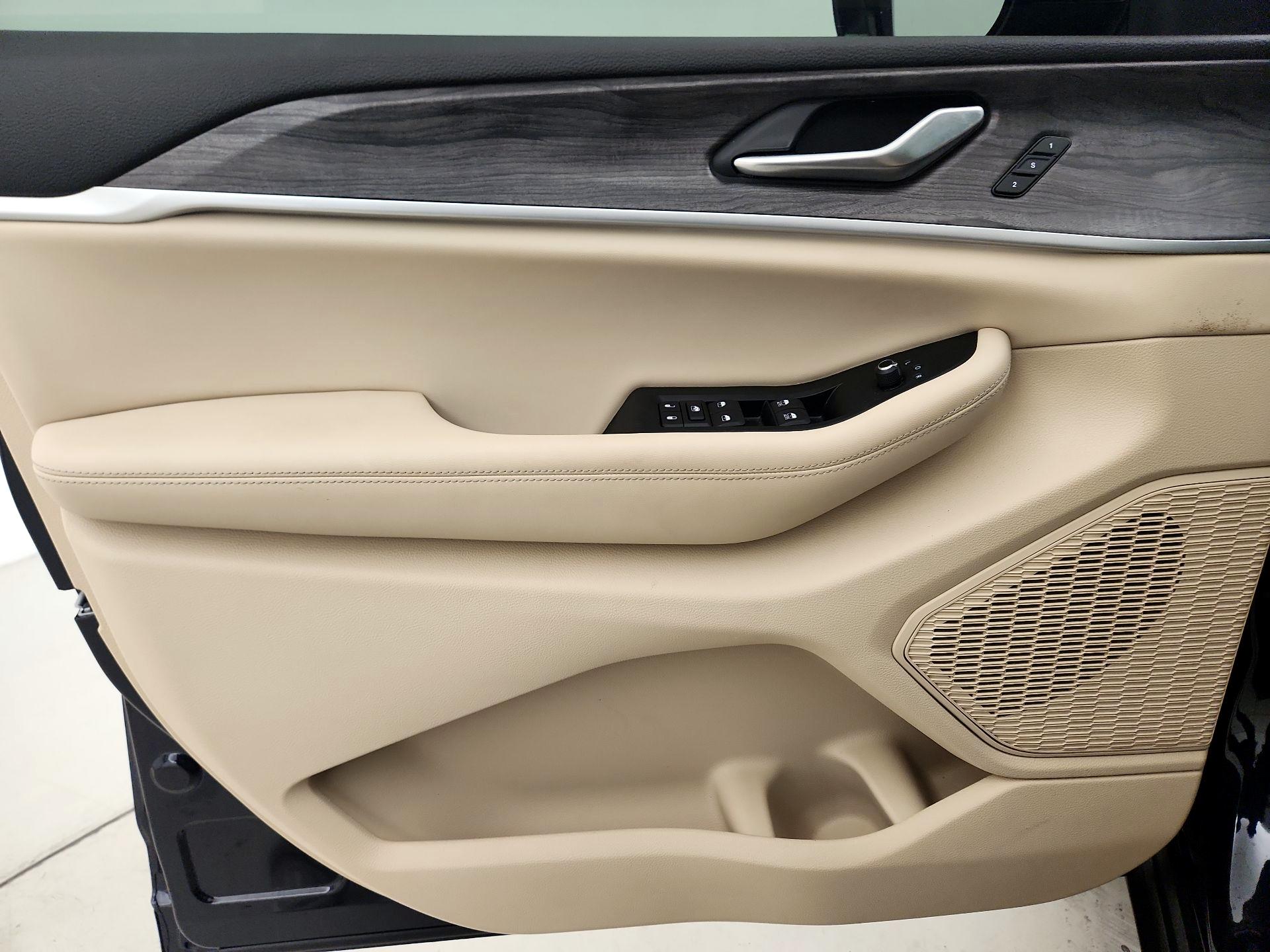 Thumbnail: 2023 Jeep Grand Cherokee - 12
