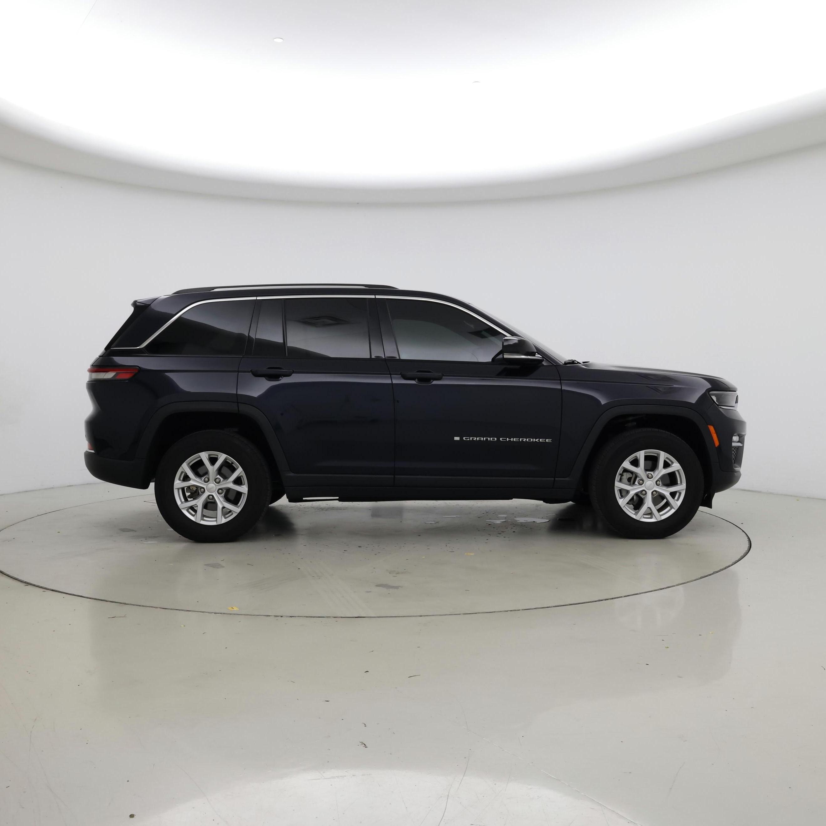 Thumbnail: 2023 Jeep Grand Cherokee - 7