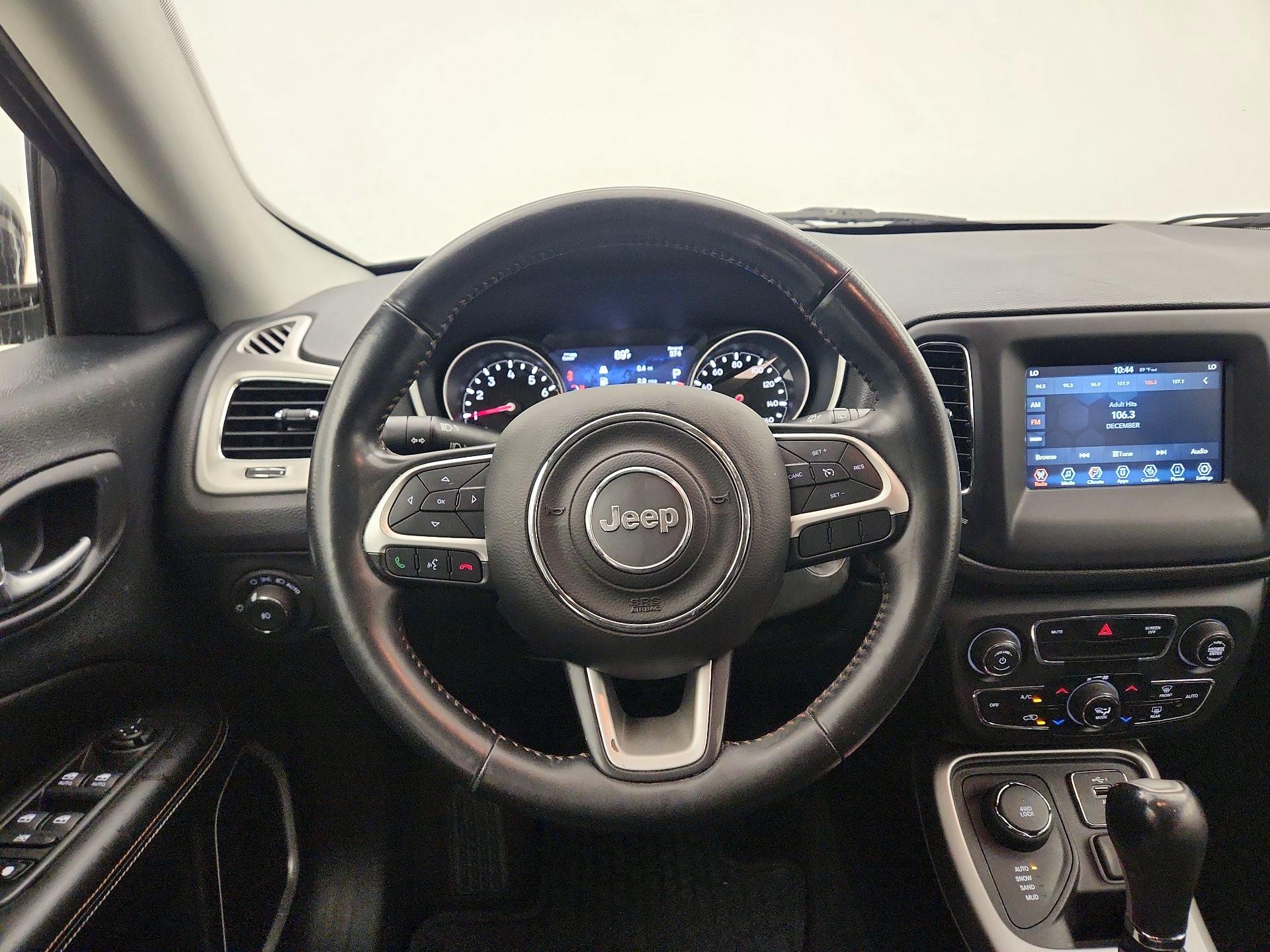 Thumbnail: 2019 Jeep Compass - 10