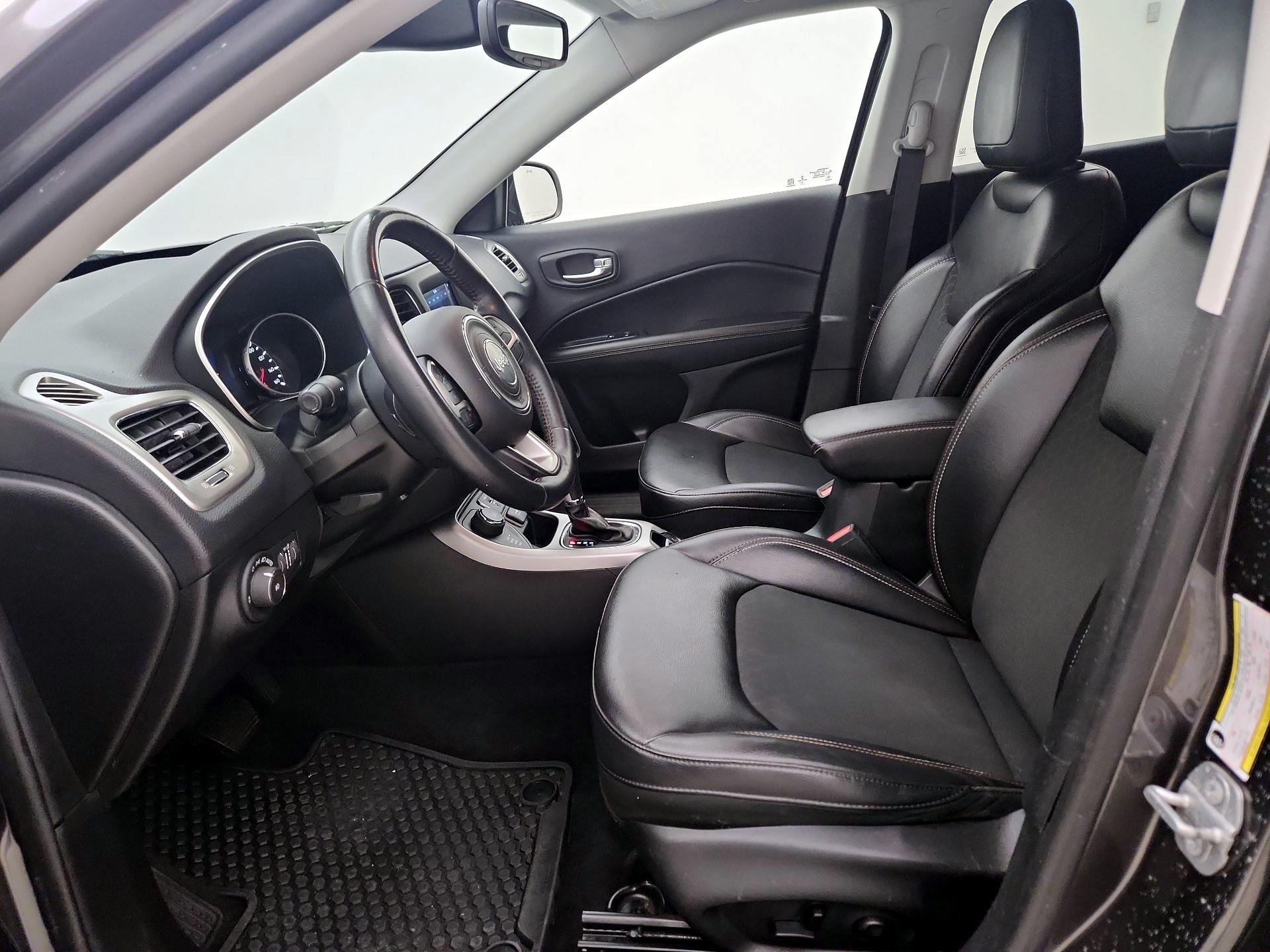 Thumbnail: 2019 Jeep Compass - 11