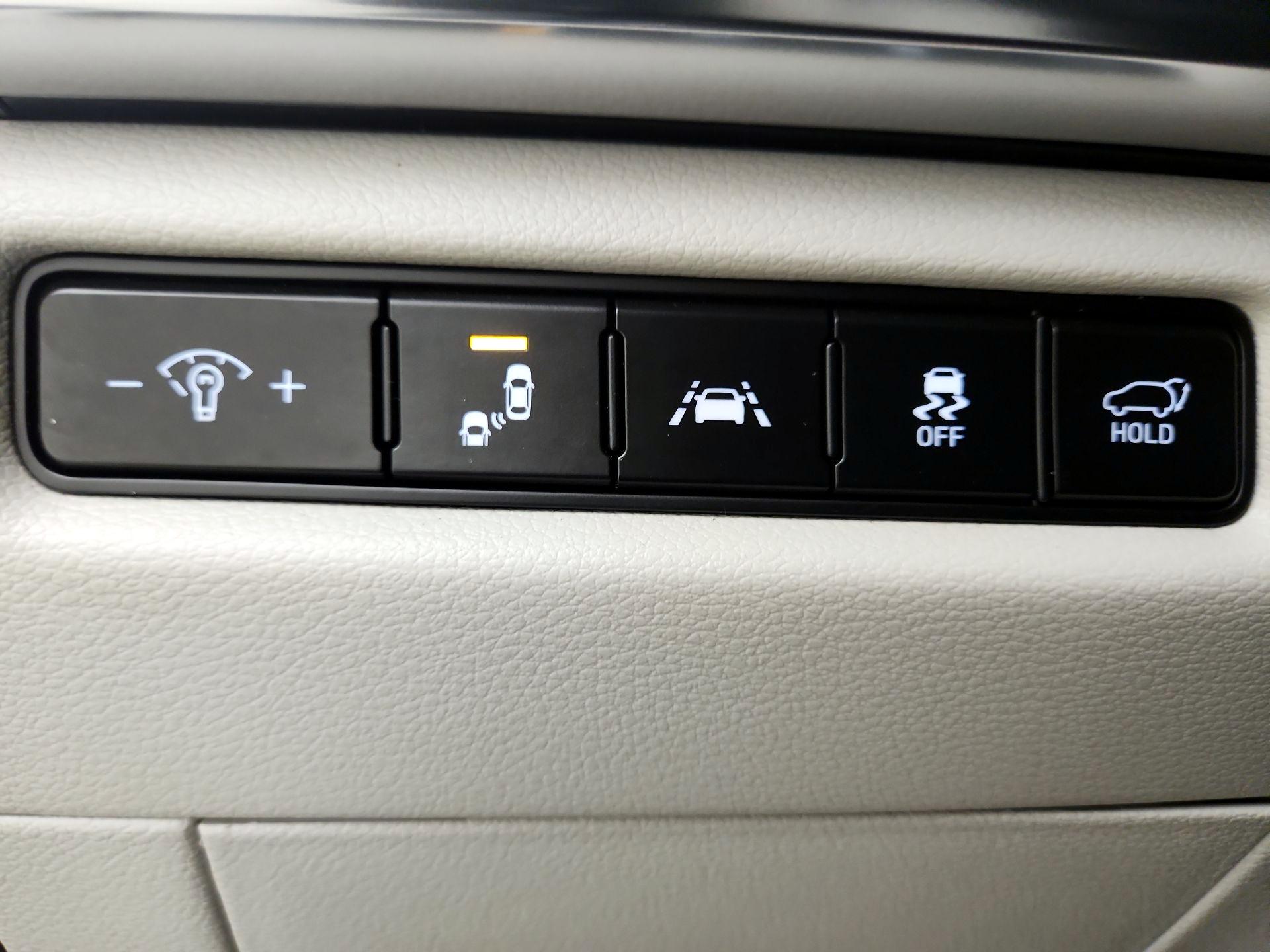 Thumbnail: 2022 Kia Telluride - 13