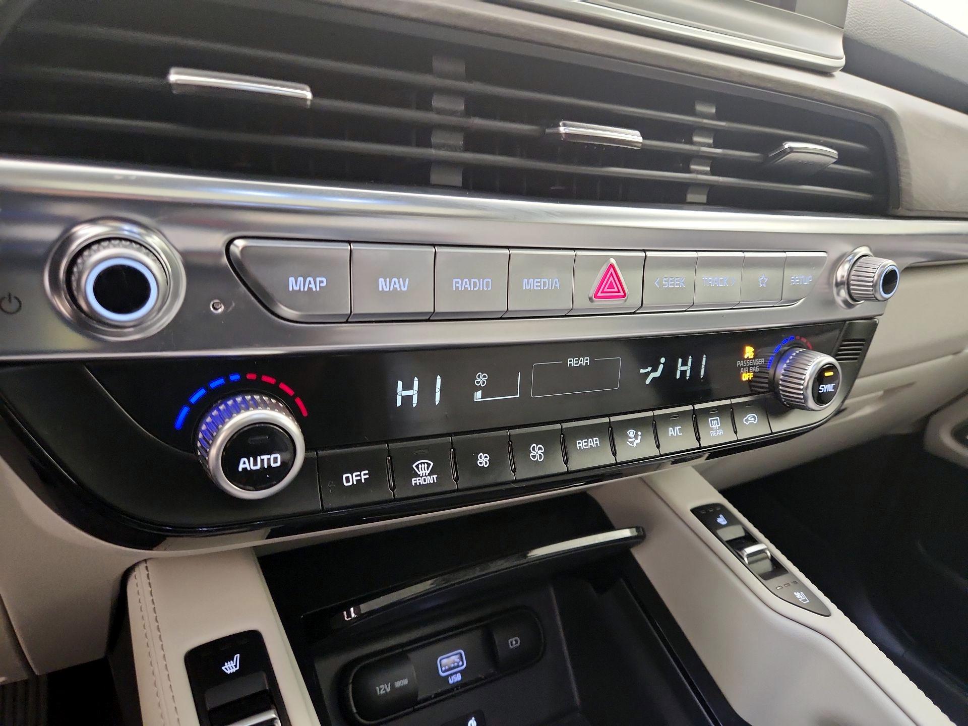 Thumbnail: 2022 Kia Telluride - 17