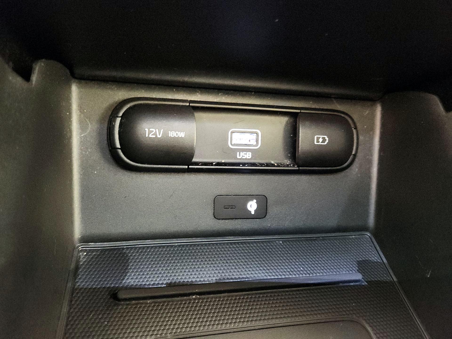 Thumbnail: 2022 Kia Telluride - 19