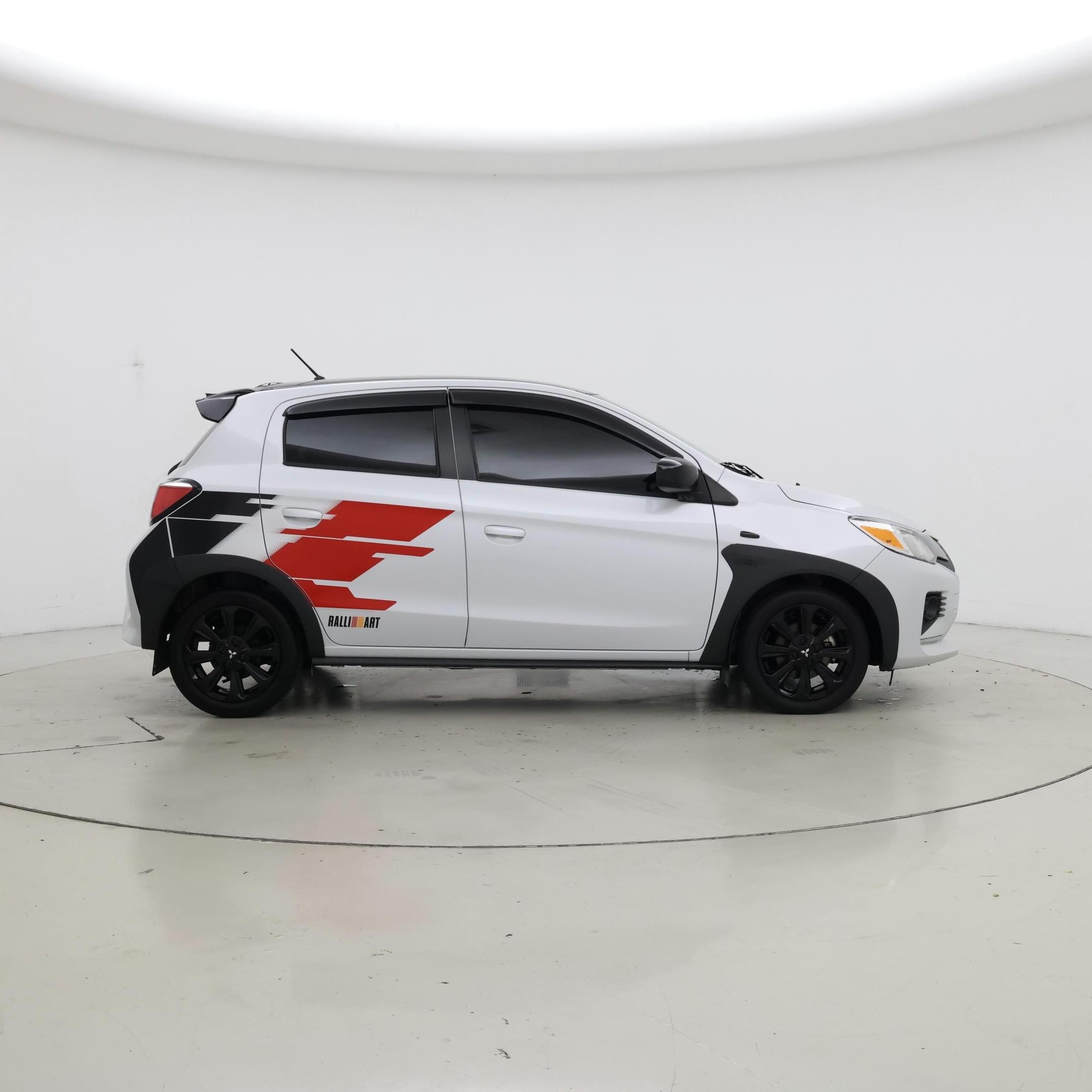 Thumbnail: 2023 Mitsubishi Mirage - 7