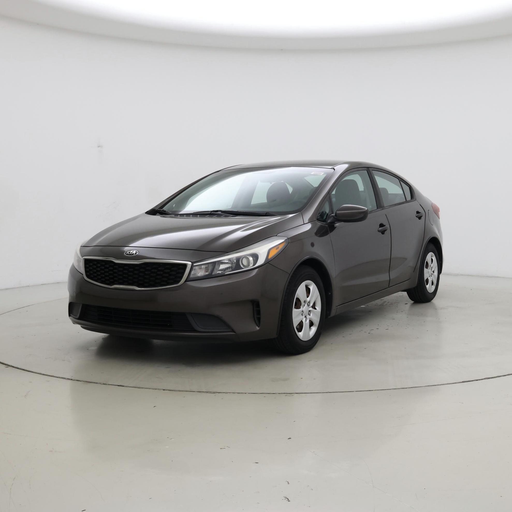 Thumbnail: 2017 Kia Forte - 4