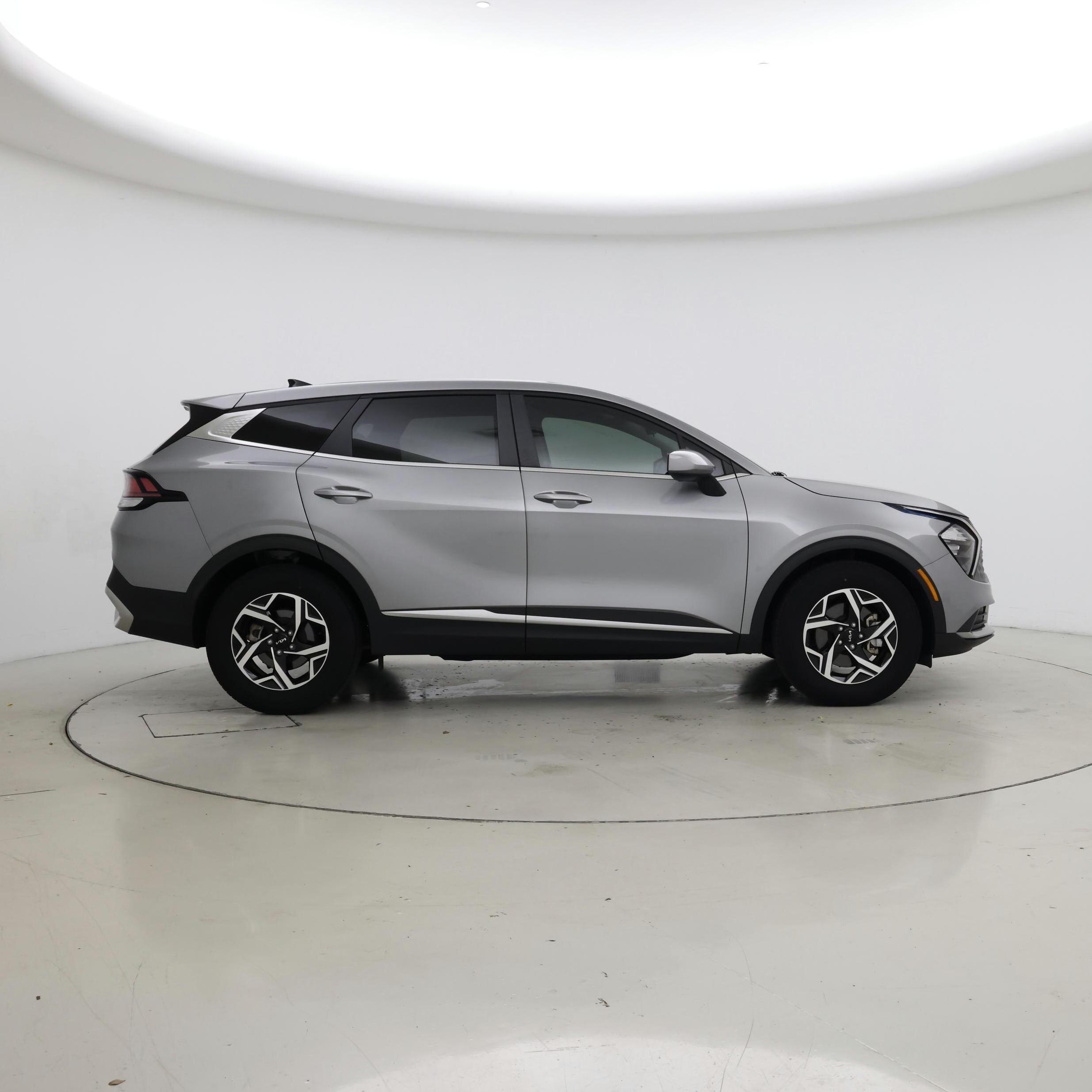 Thumbnail: 2023 Kia Sportage - 7