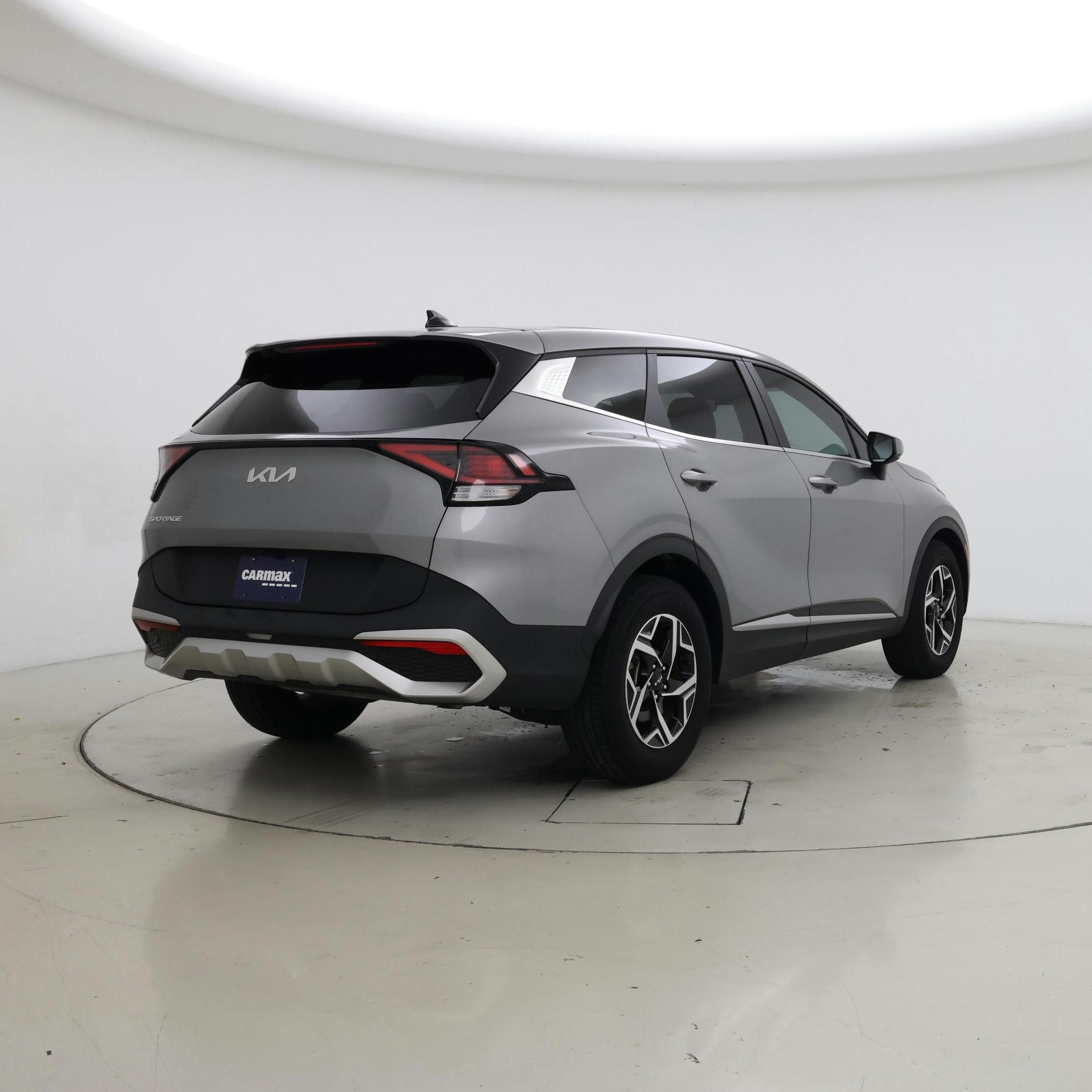 Thumbnail: 2023 Kia Sportage - 8