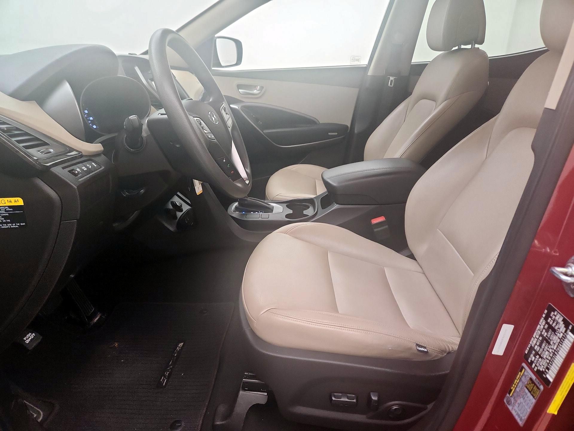 Thumbnail: 2017 Hyundai Santa Fe - 11