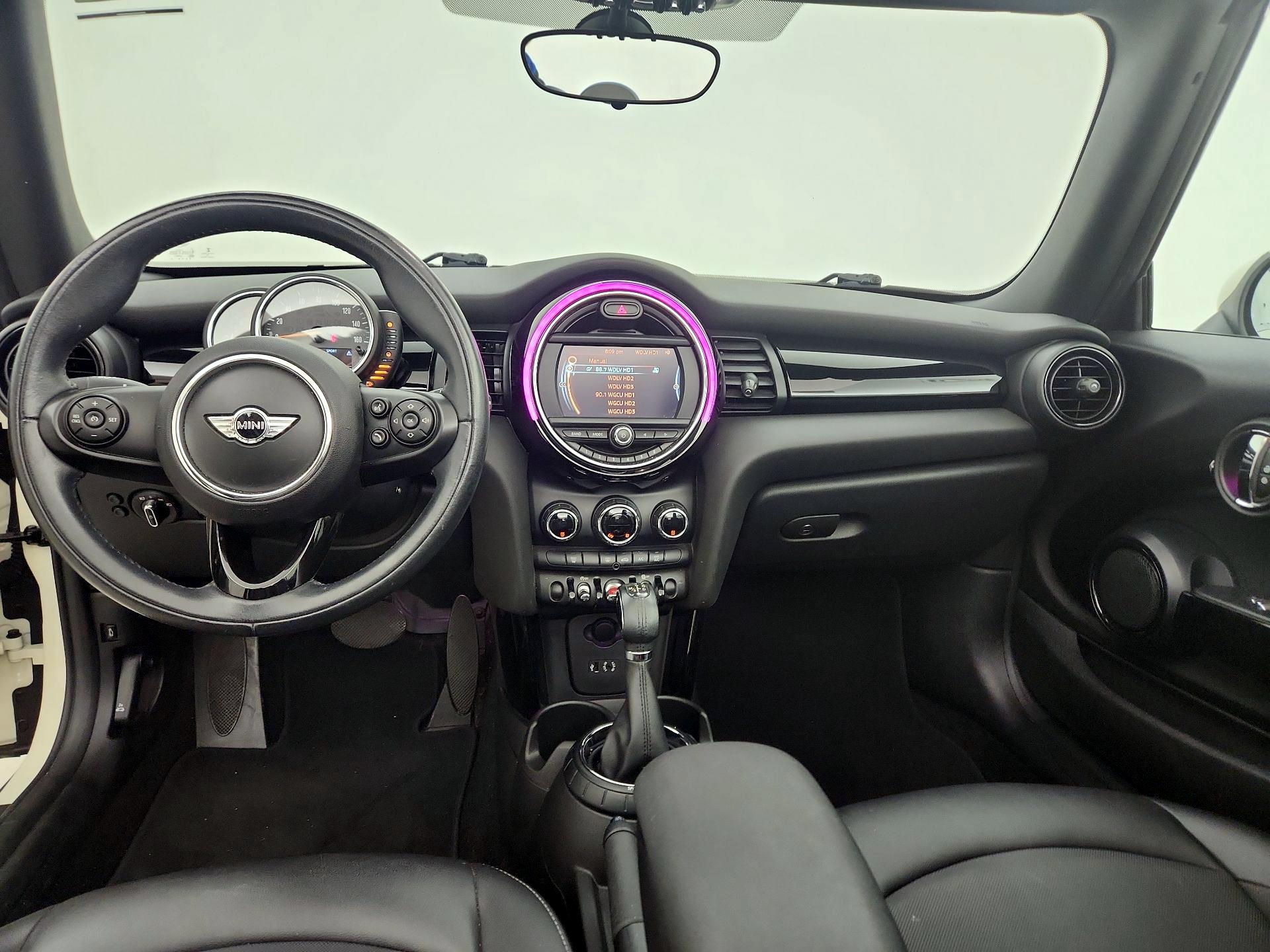 Thumbnail: 2017 MINI Cooper - 9