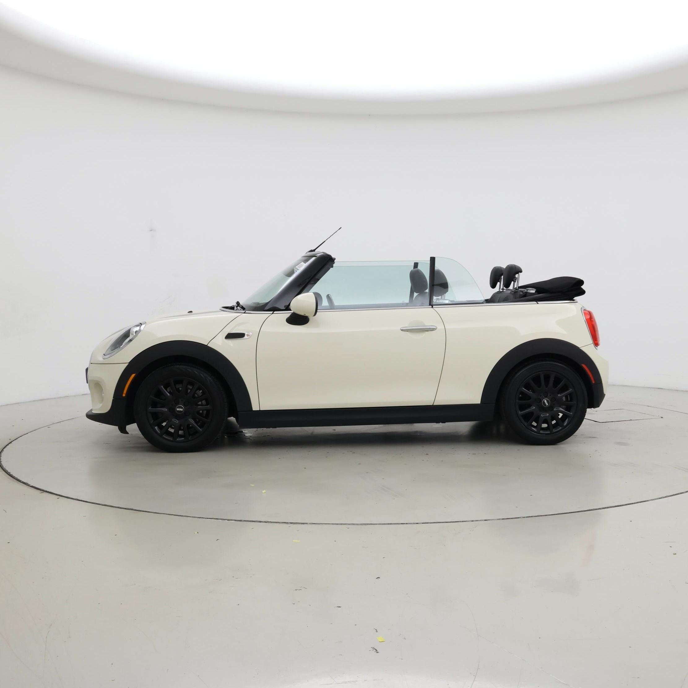 Thumbnail: 2017 MINI Cooper - 3