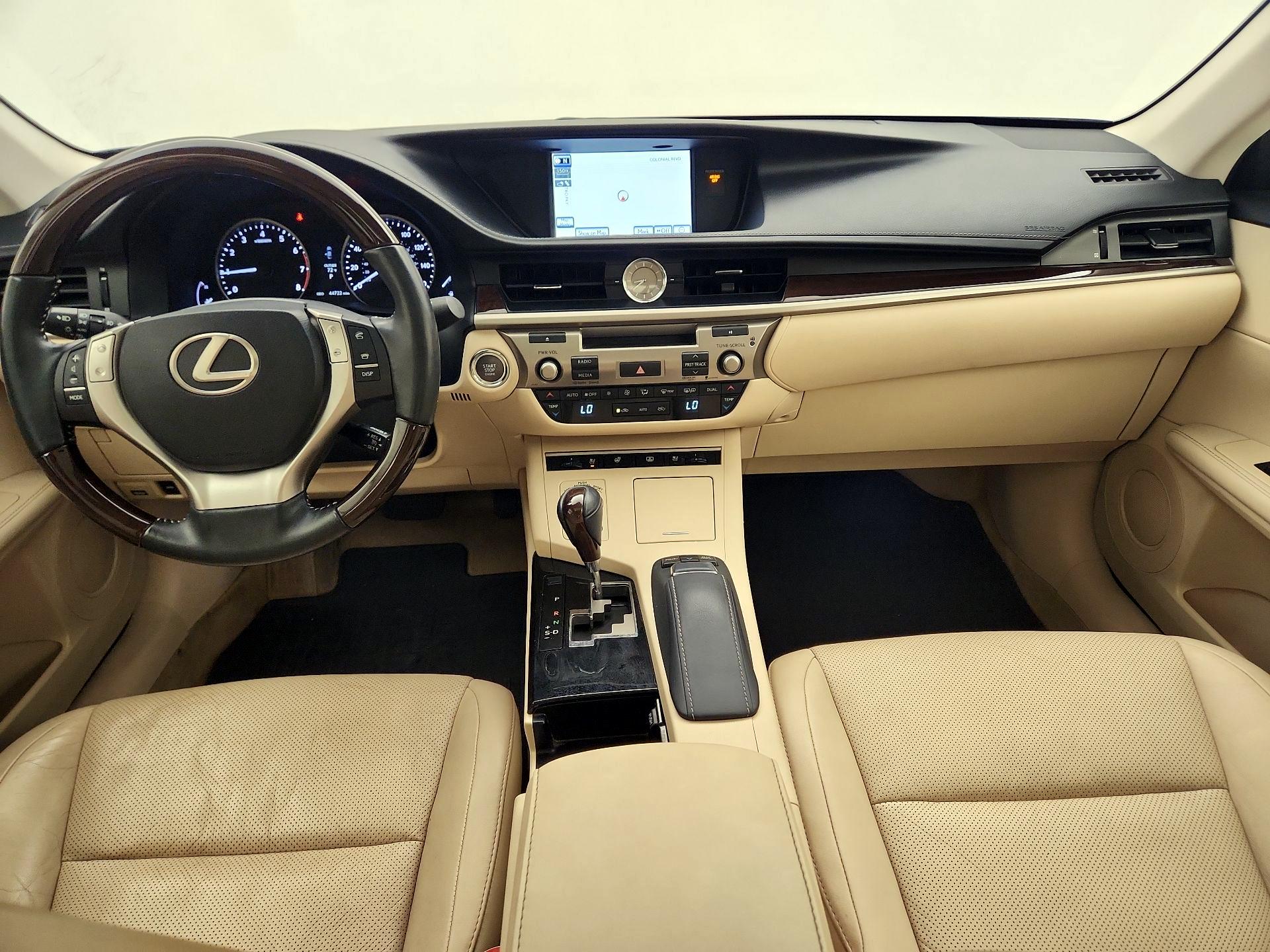 Thumbnail: 2014 Lexus ES - 9