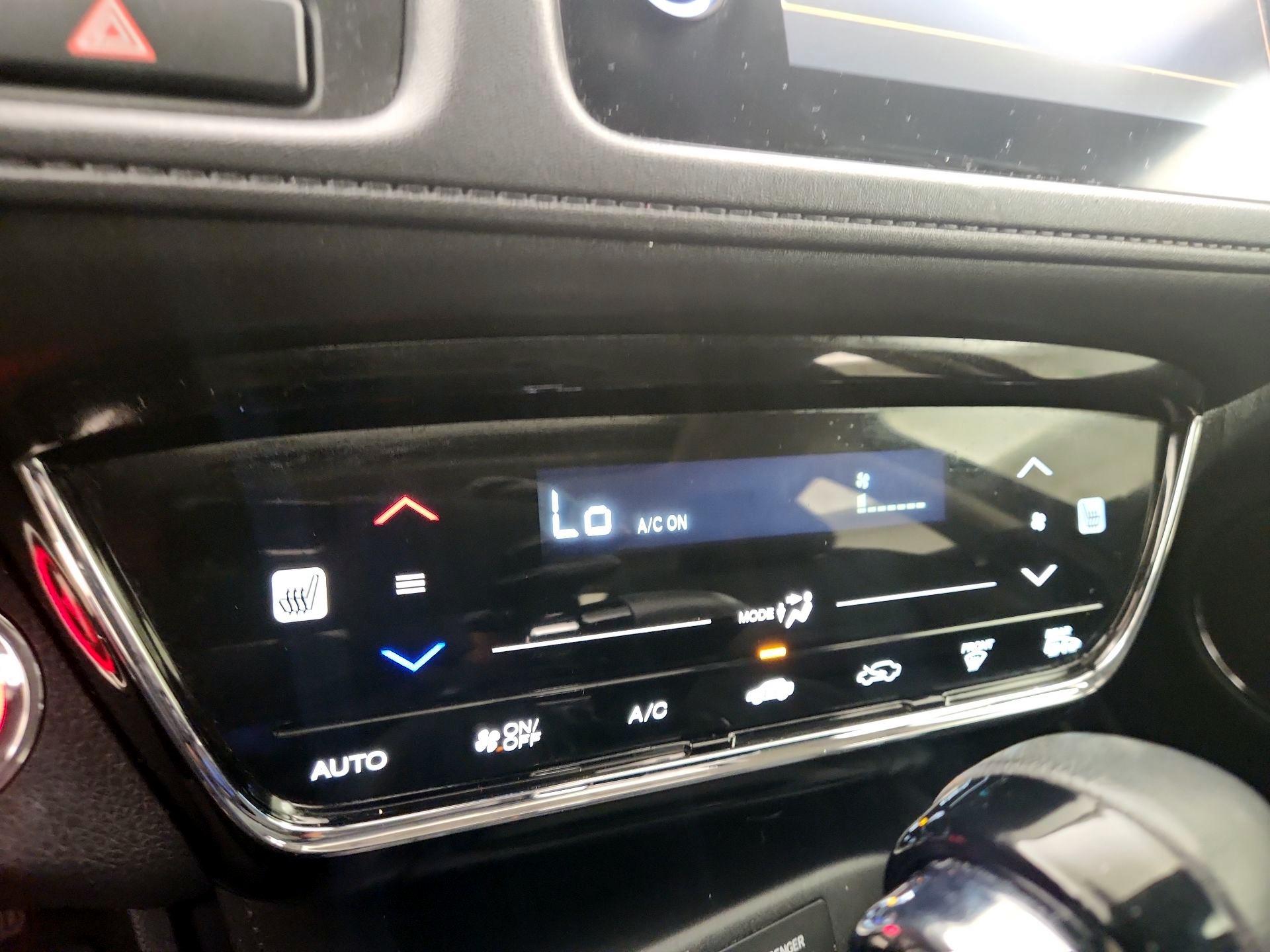 Thumbnail: 2019 Honda HR-V - 16