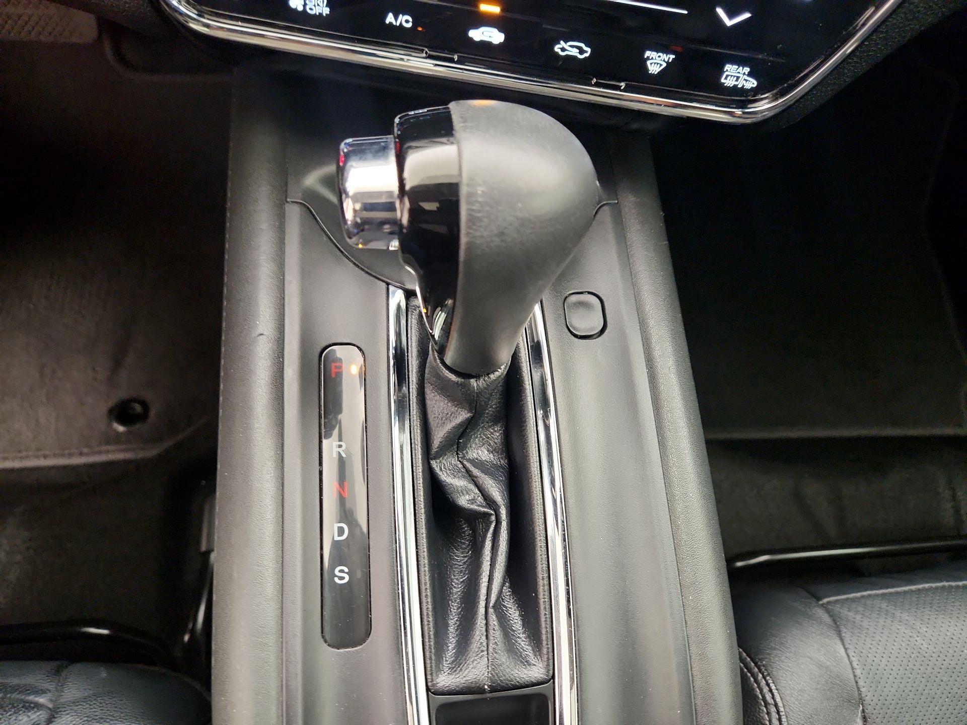 Thumbnail: 2019 Honda HR-V - 17