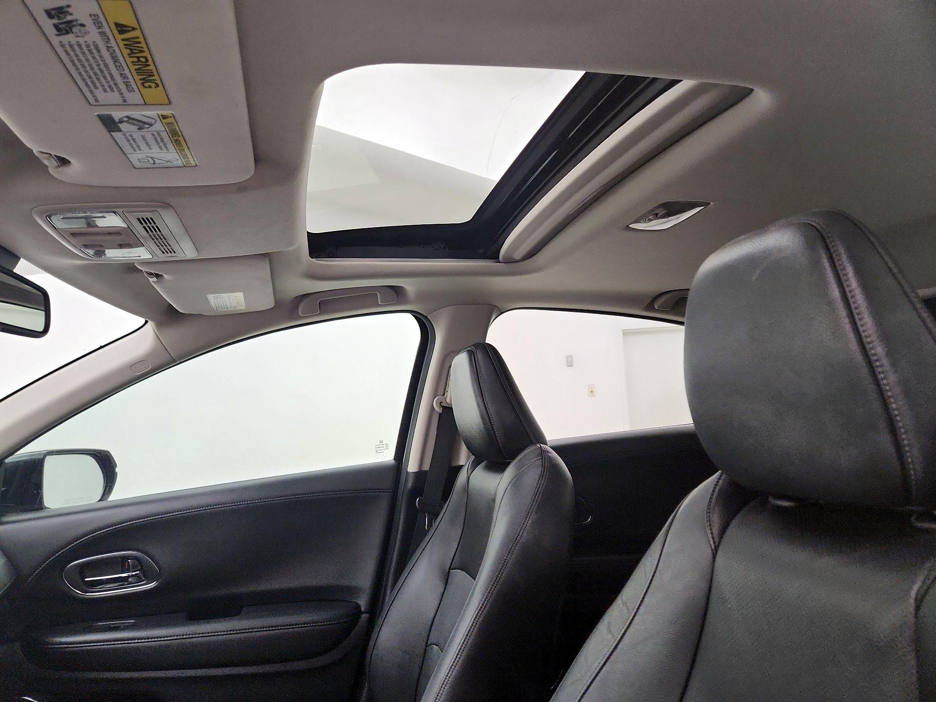 Thumbnail: 2019 Honda HR-V - 19