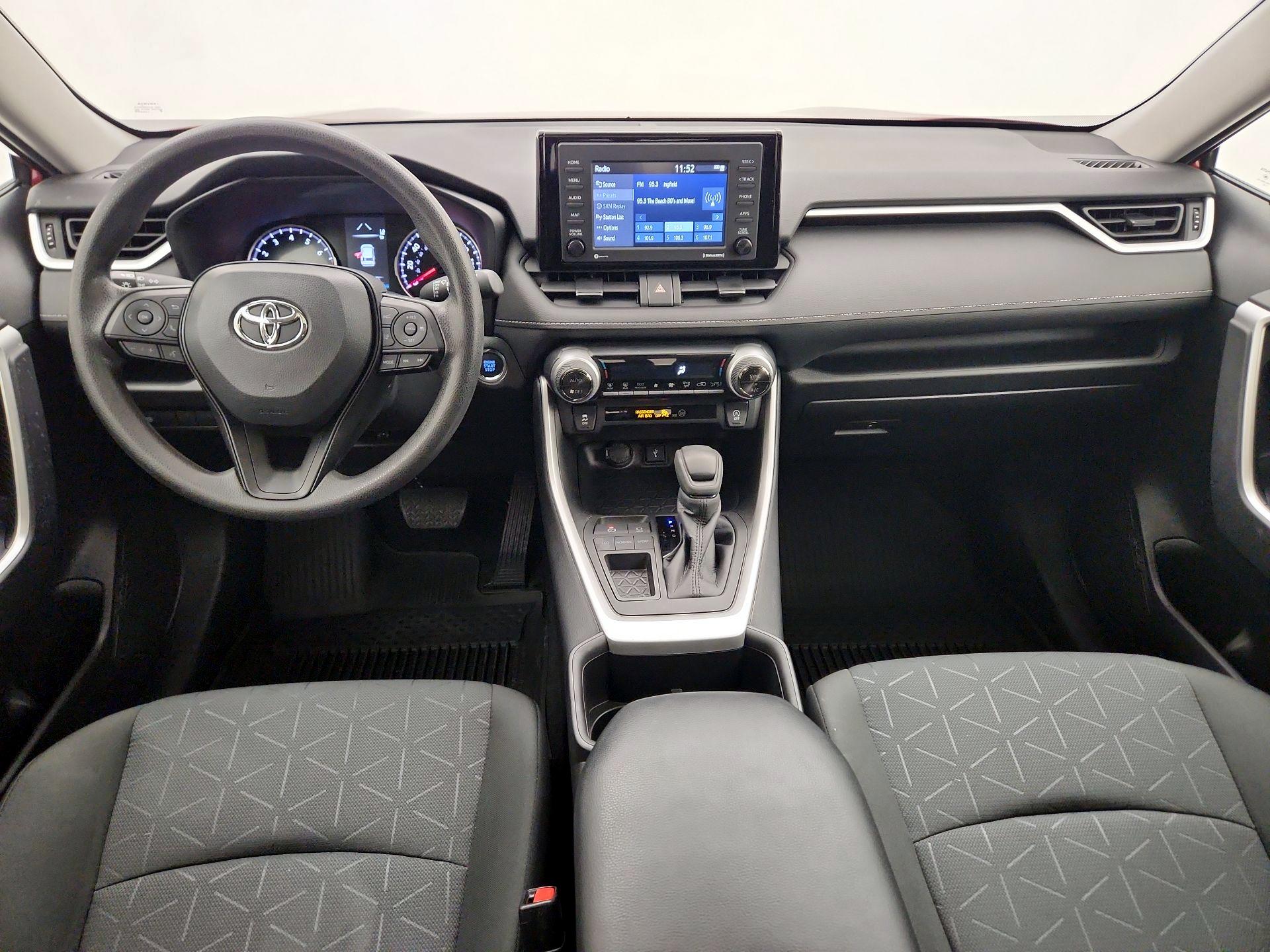 Thumbnail: 2022 Toyota RAV4 - 9