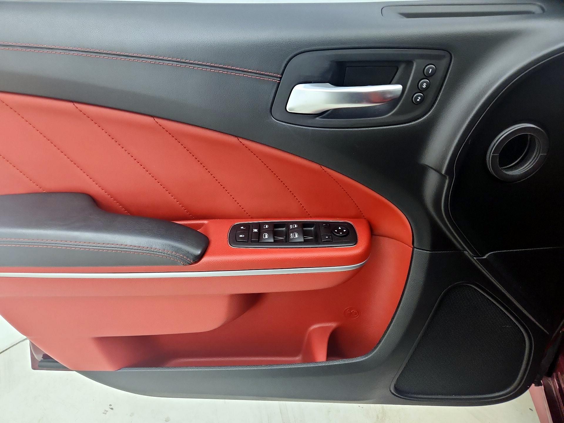 Thumbnail: 2020 Dodge Charger - 12