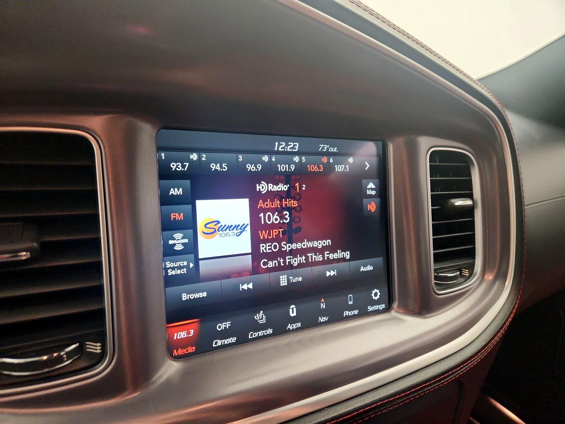 Thumbnail: 2020 Dodge Charger - 16