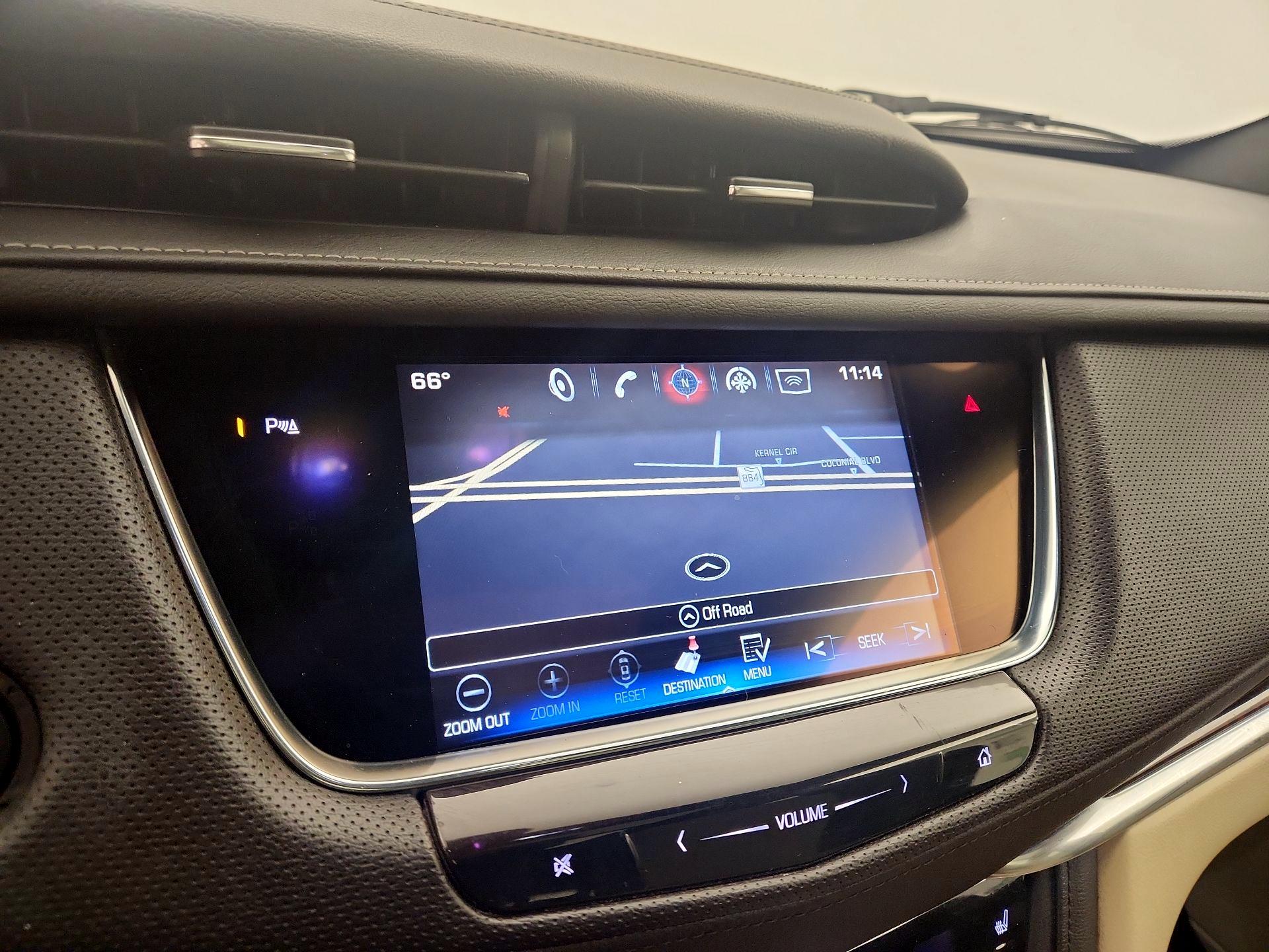 Thumbnail: 2017 Cadillac XT5 - 14