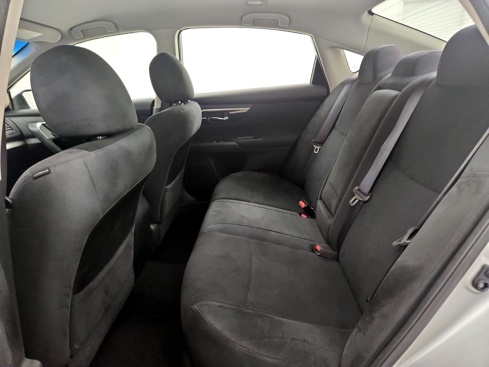 Thumbnail: 2014 Nissan Altima - 19