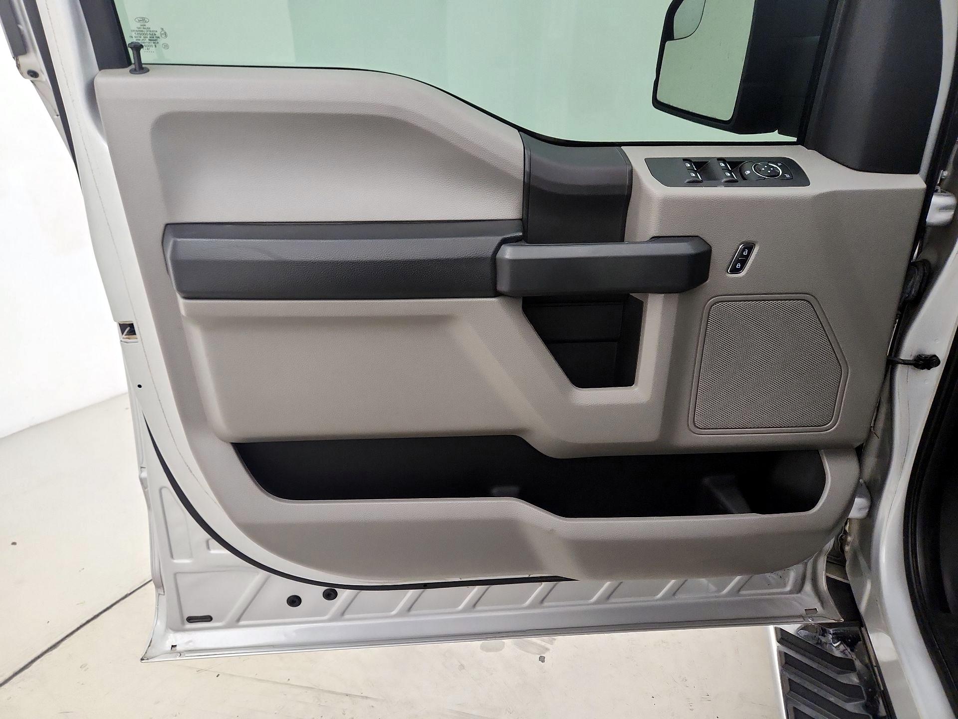 Thumbnail: 2019 Ford F-150 - 12