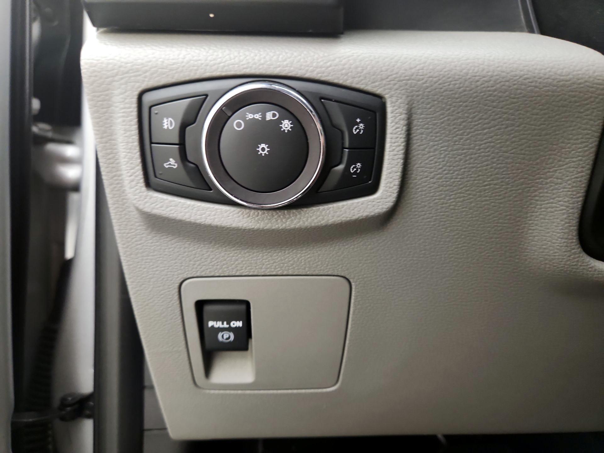 Thumbnail: 2019 Ford F-150 - 13