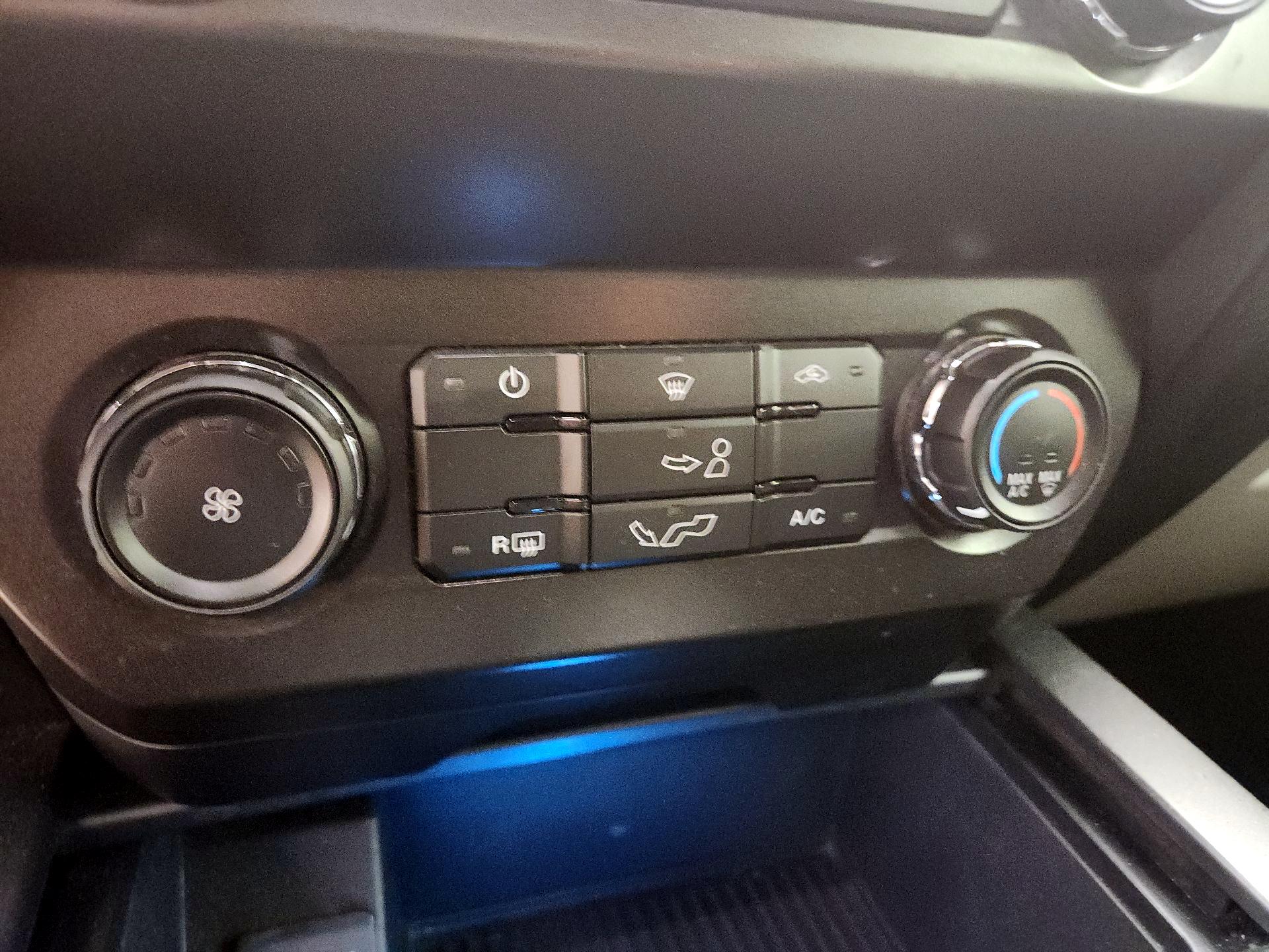 Thumbnail: 2019 Ford F-150 - 16