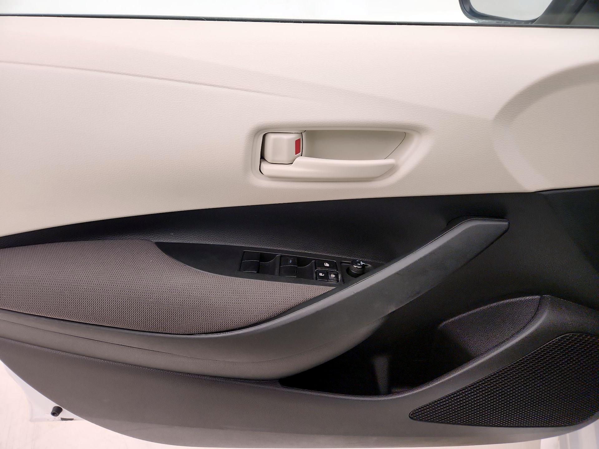 Thumbnail: 2025 Toyota Corolla - 12