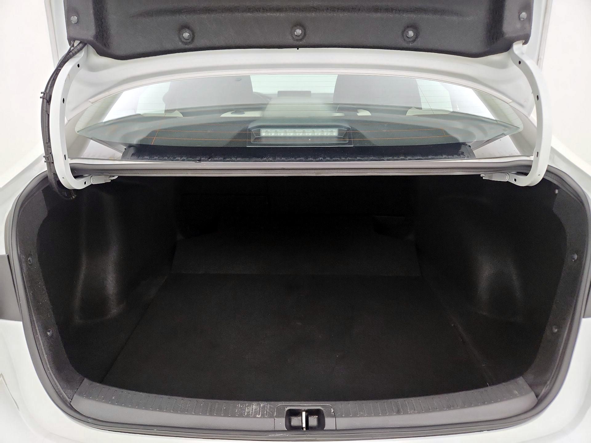 Thumbnail: 2025 Toyota Corolla - 20